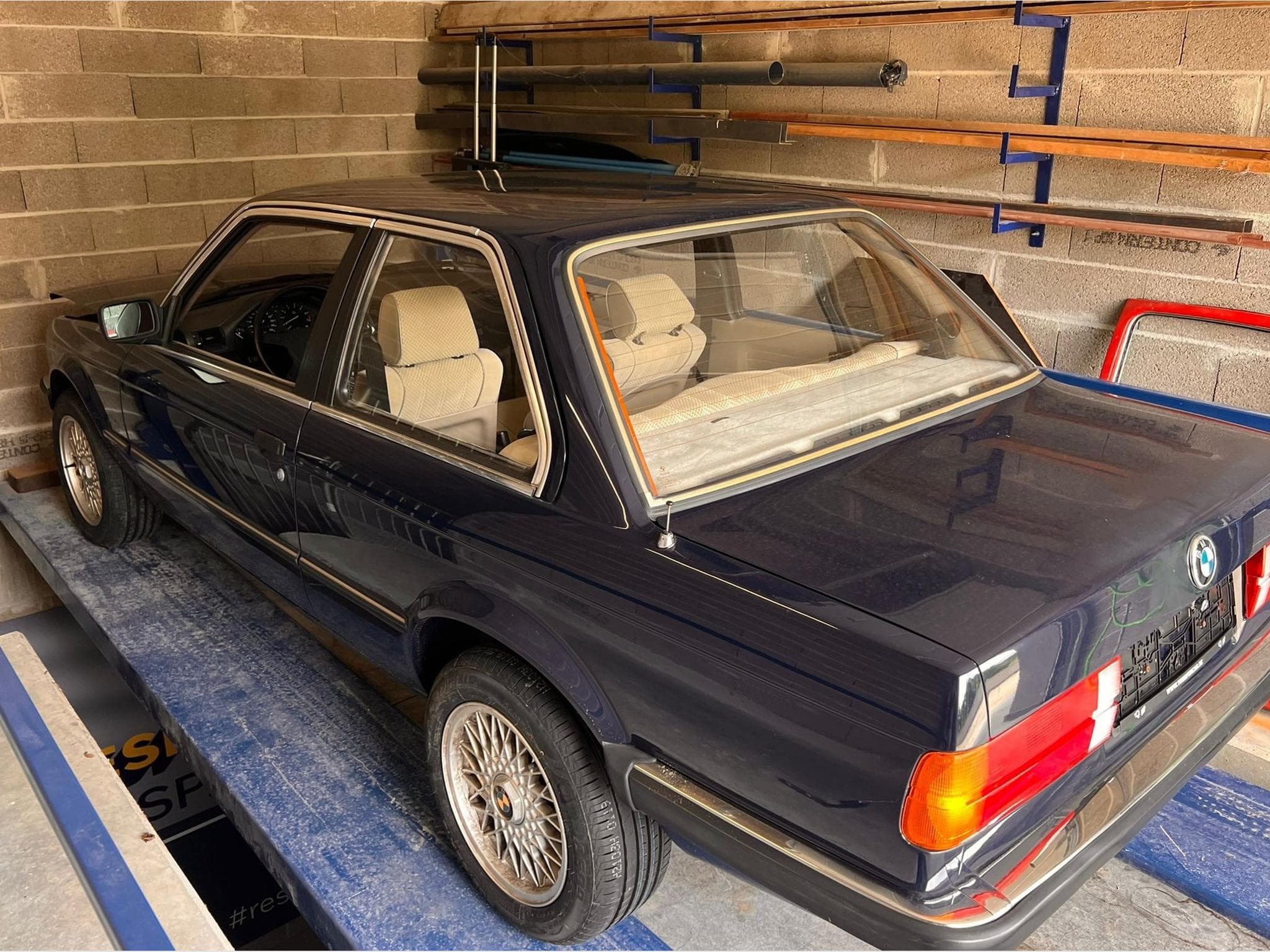 BMW 320 (1983) - Photo 1