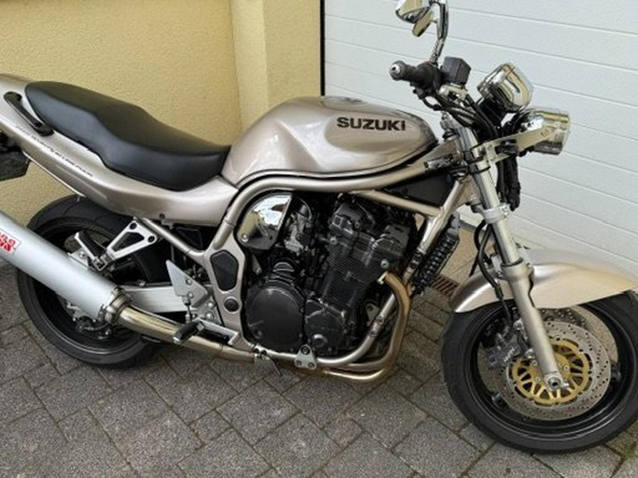 Suzuki Bandit 1200 ( 1. HD, TÜV neu, top Zustand) (1998) - Foto 1