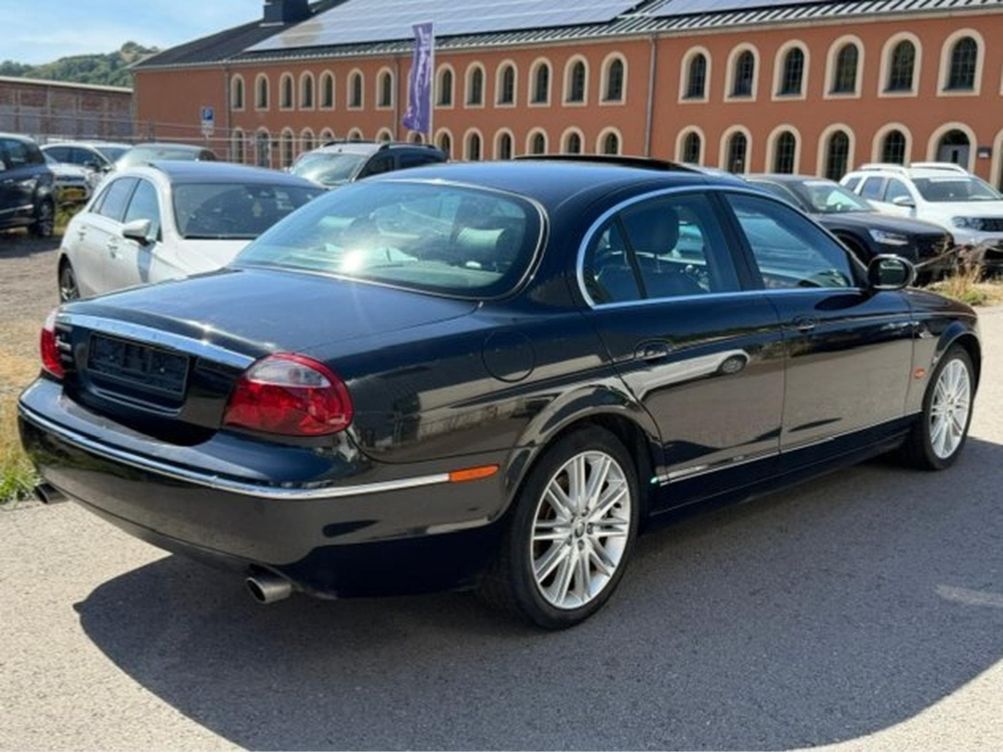Jaguar S-Type 2.7d Auto Luxe (2007) - Photo 2