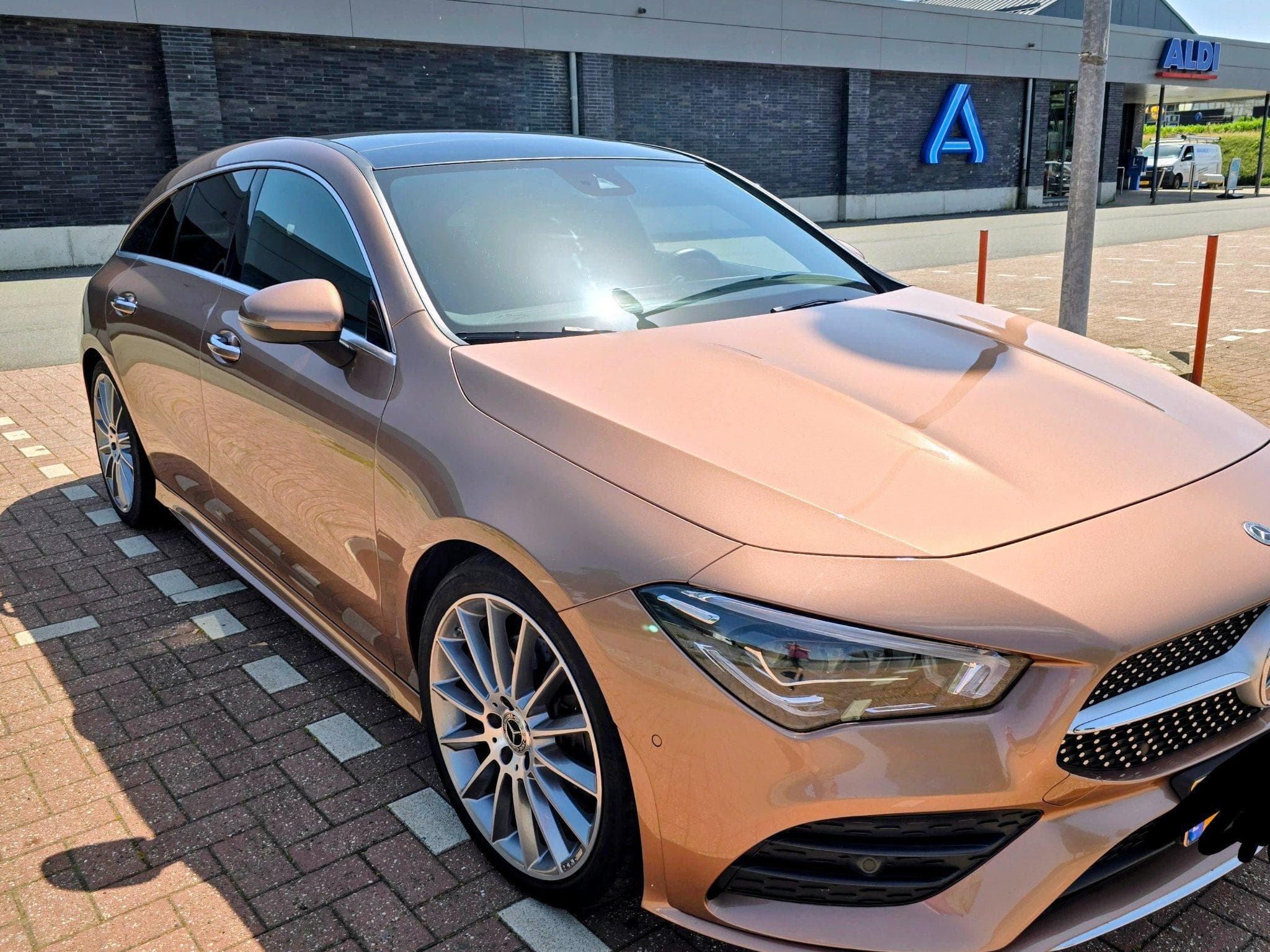 Mercedes CLA 220 Amg line (2023) - Foto 2