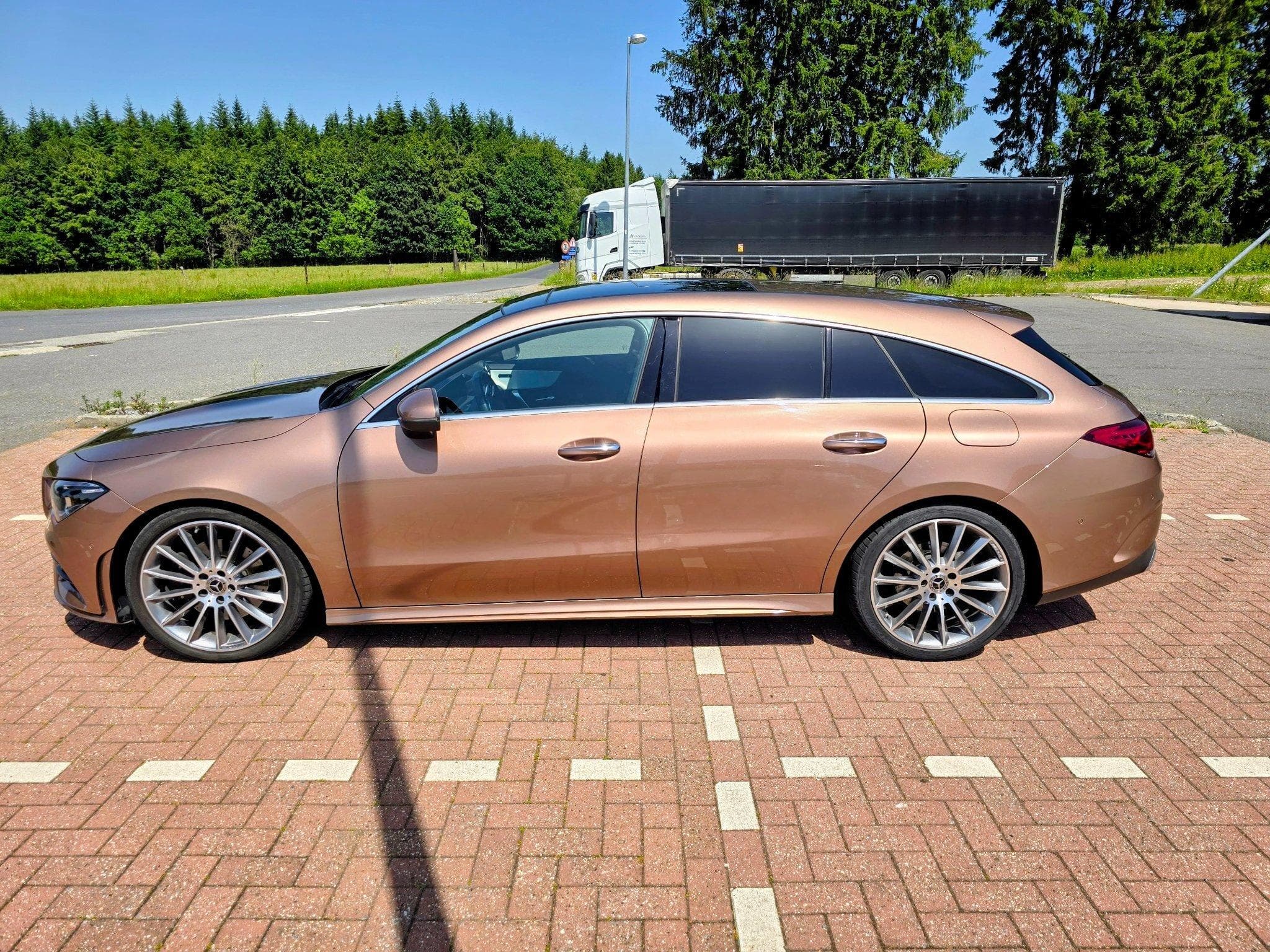 Mercedes CLA 220 Amg line (2023) - Foto 4