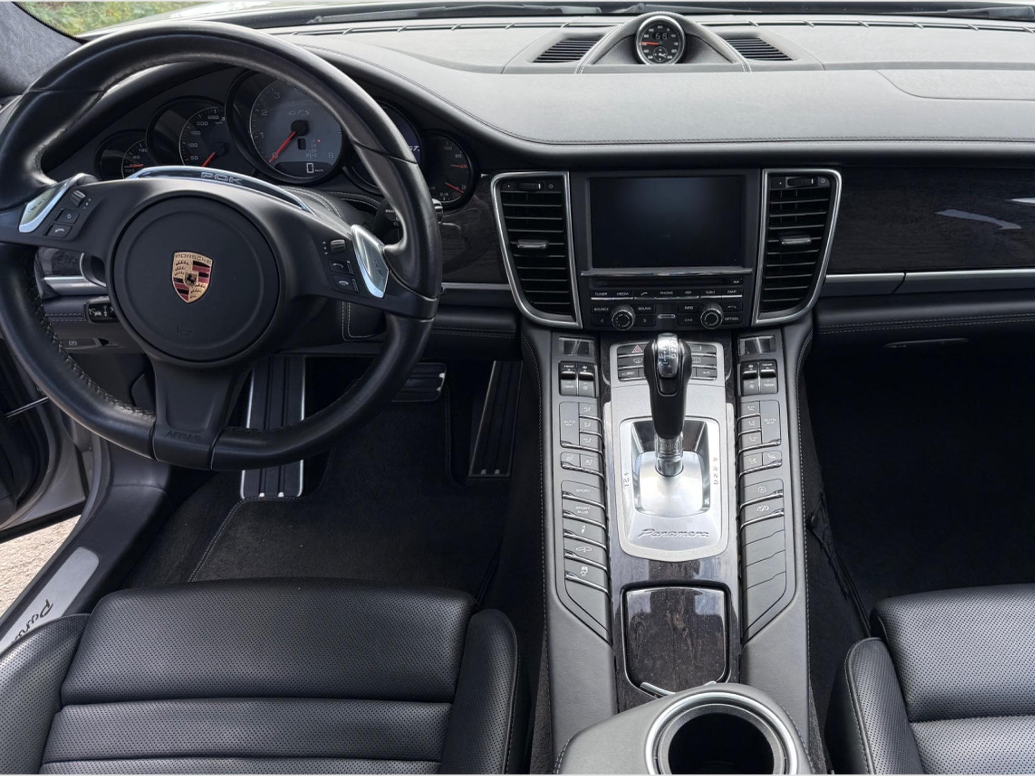Porsche Panamera GTS (2016) - Photo 6