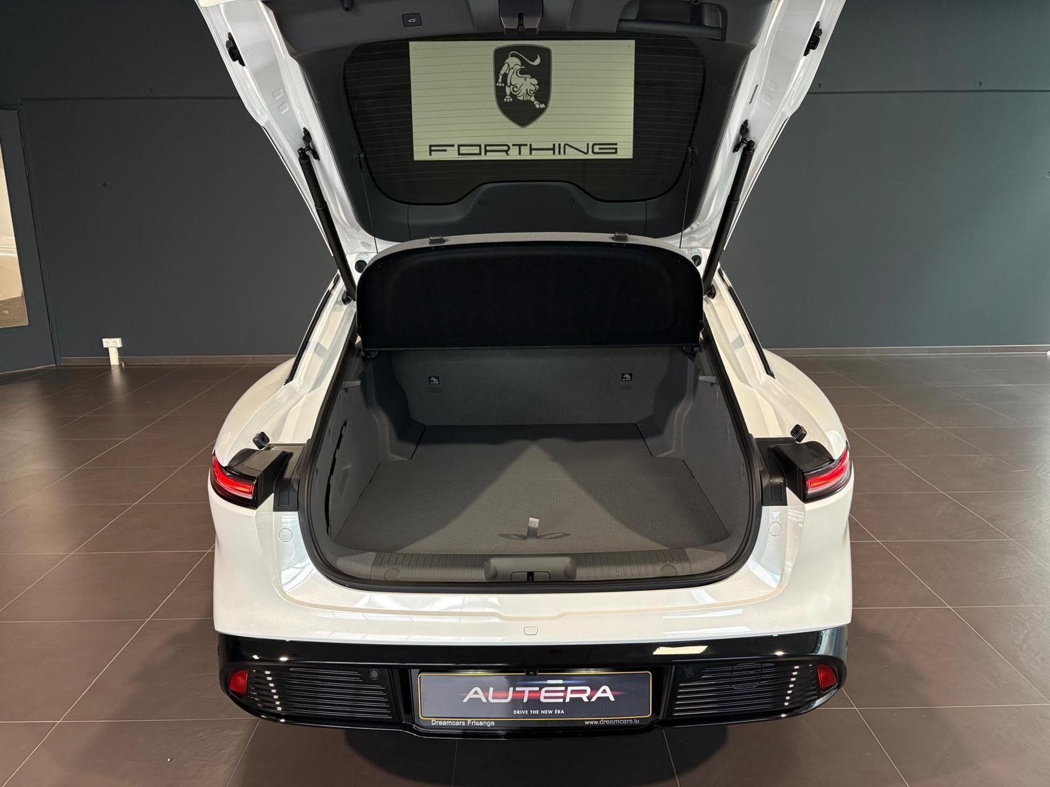 Forthing S7 REEV FULL OPTIONS (2026) - Foto 23
