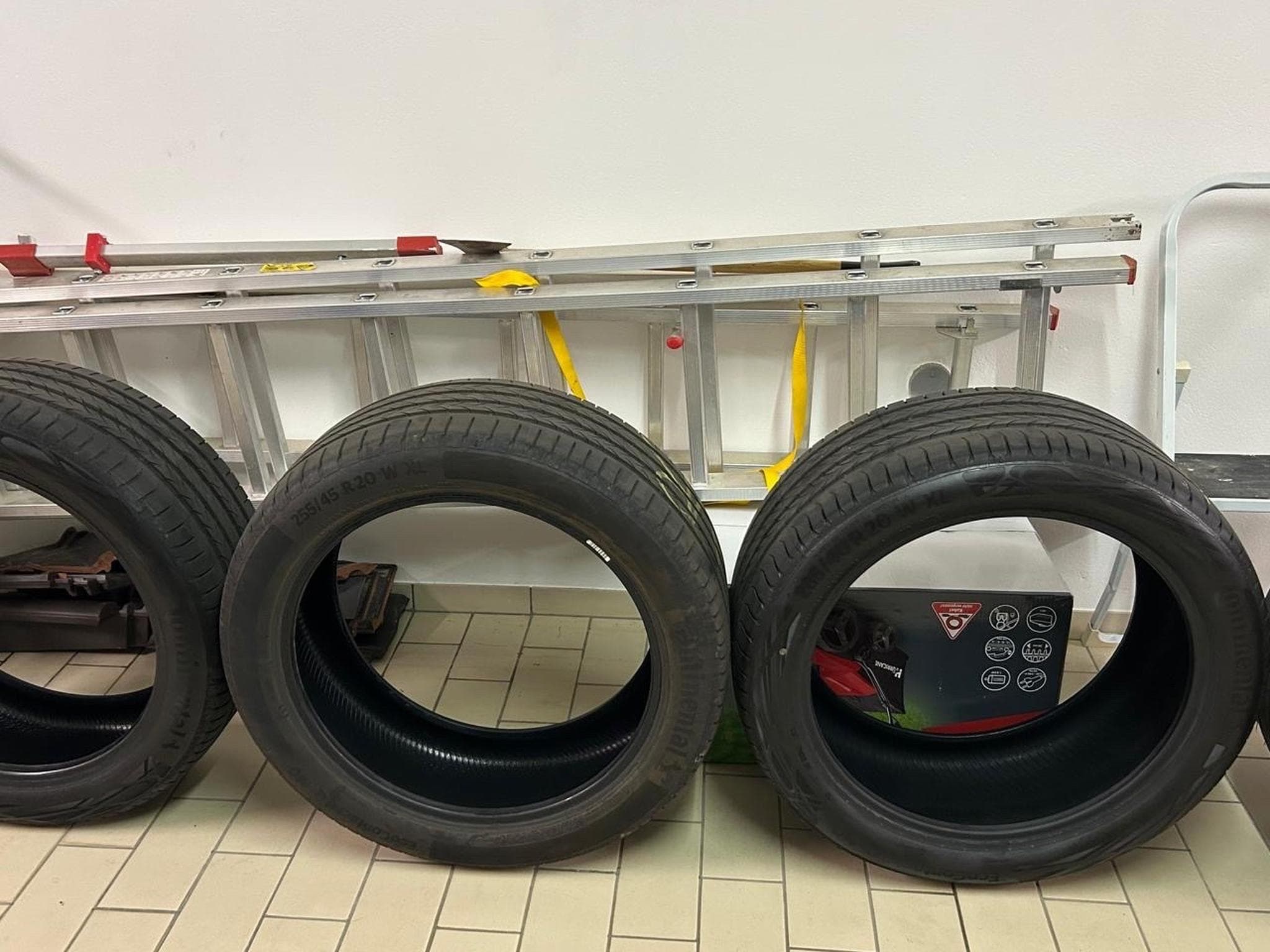 pneus – 20 - Photo 1