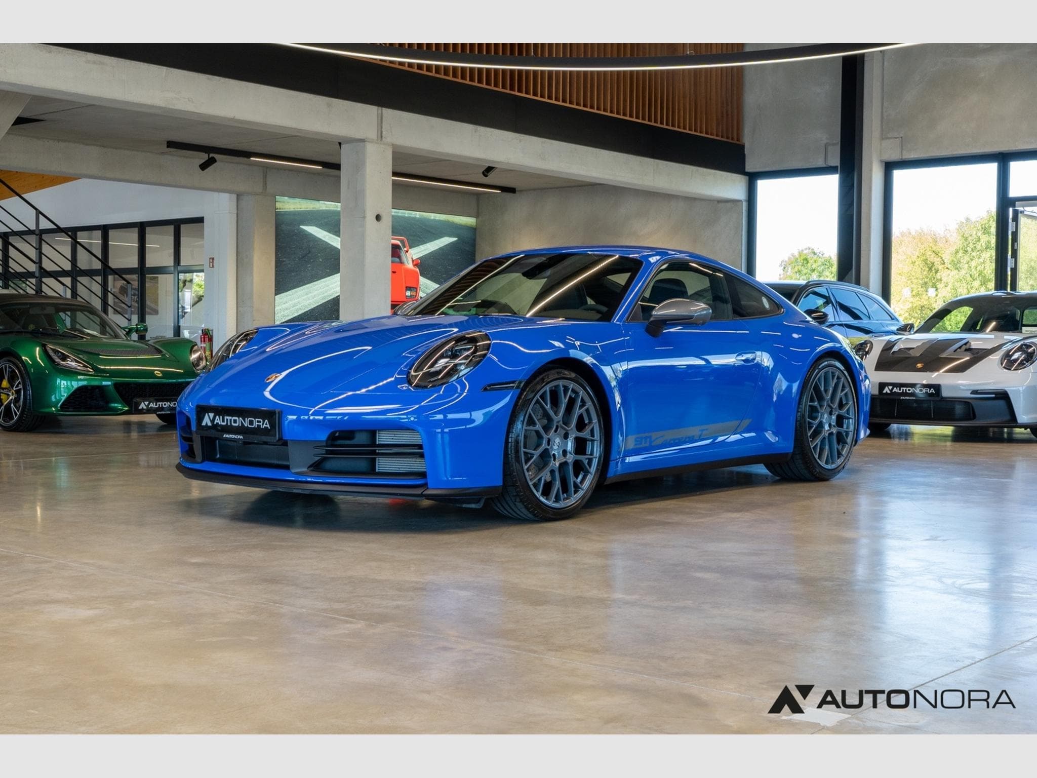 Porsche 992 911 (992.2) Carrera T (2026) - Photo 6