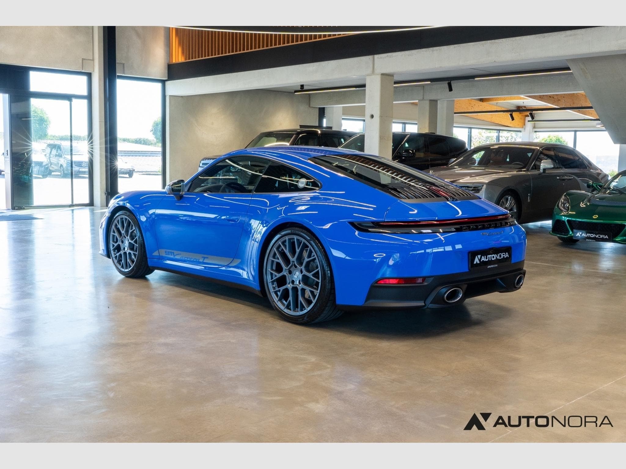 Porsche 992 911 (992.2) Carrera T (2026) - Photo 2