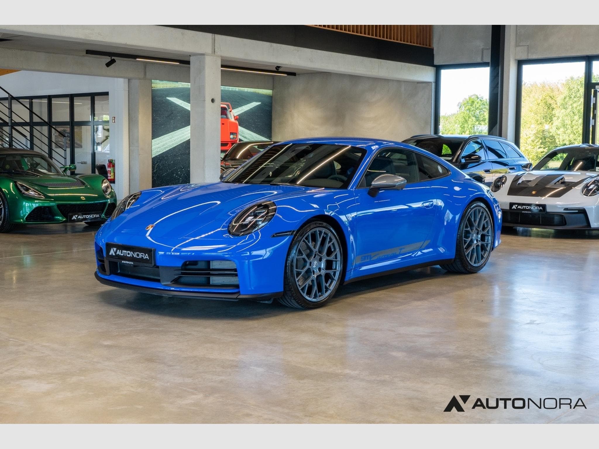 Porsche 992 911 (992.2) Carrera T (2026) - Photo 1