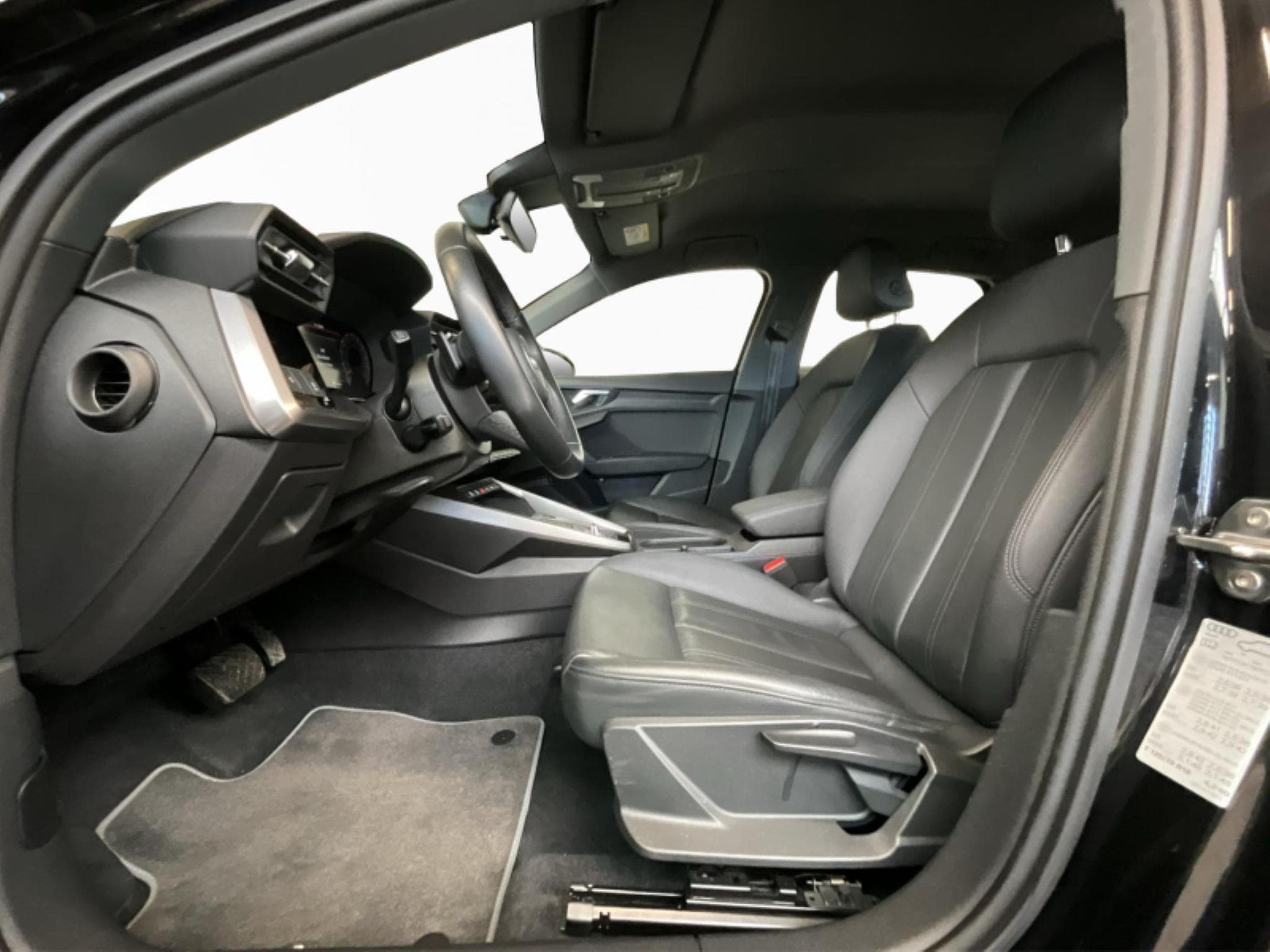 Audi A3 SB+S-Line+35TDI+S-Tronic (2023) - Photo 11