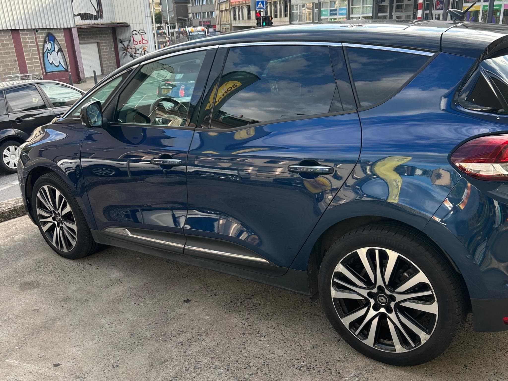 Renault Scenic Initiale Paris (2020) - Photo 3