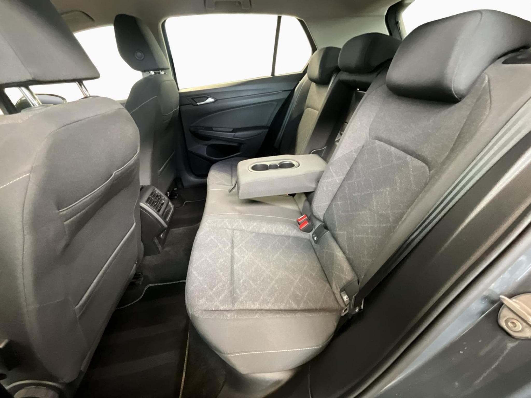 VW Golf Life+DSG+LED+Digi (2024) - Foto 17