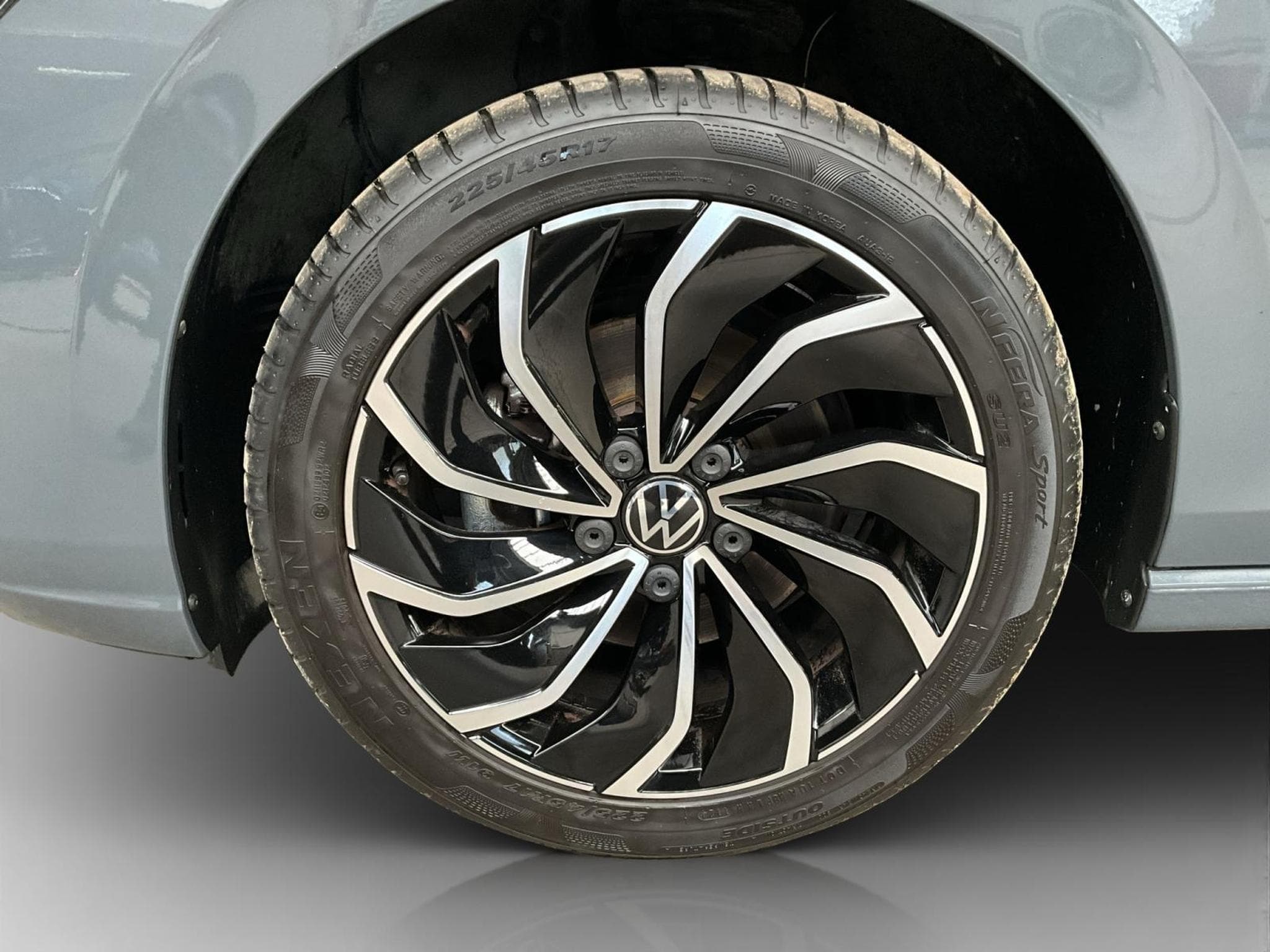 VW Golf Life+DSG+LED+Navi+DIGI+ (2023) - Photo 8