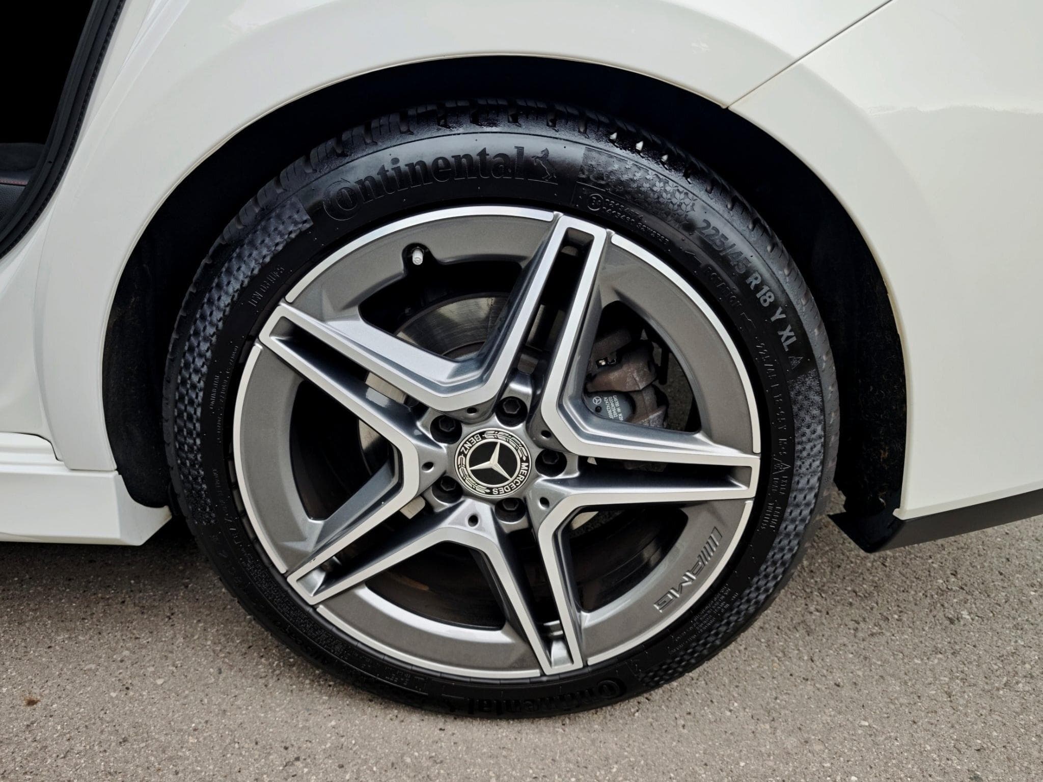 Mercedes CLA 200 AMG Line – Boîte automatique (2020) - Photo 5