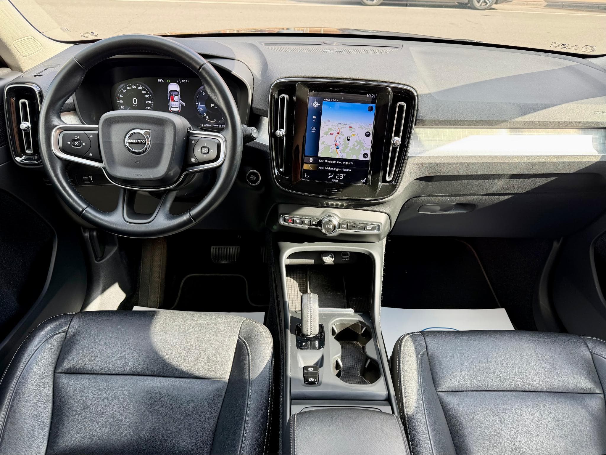 Volvo XC40 2.0 D3 150 Geartronic Momentum (2019) - Foto 8