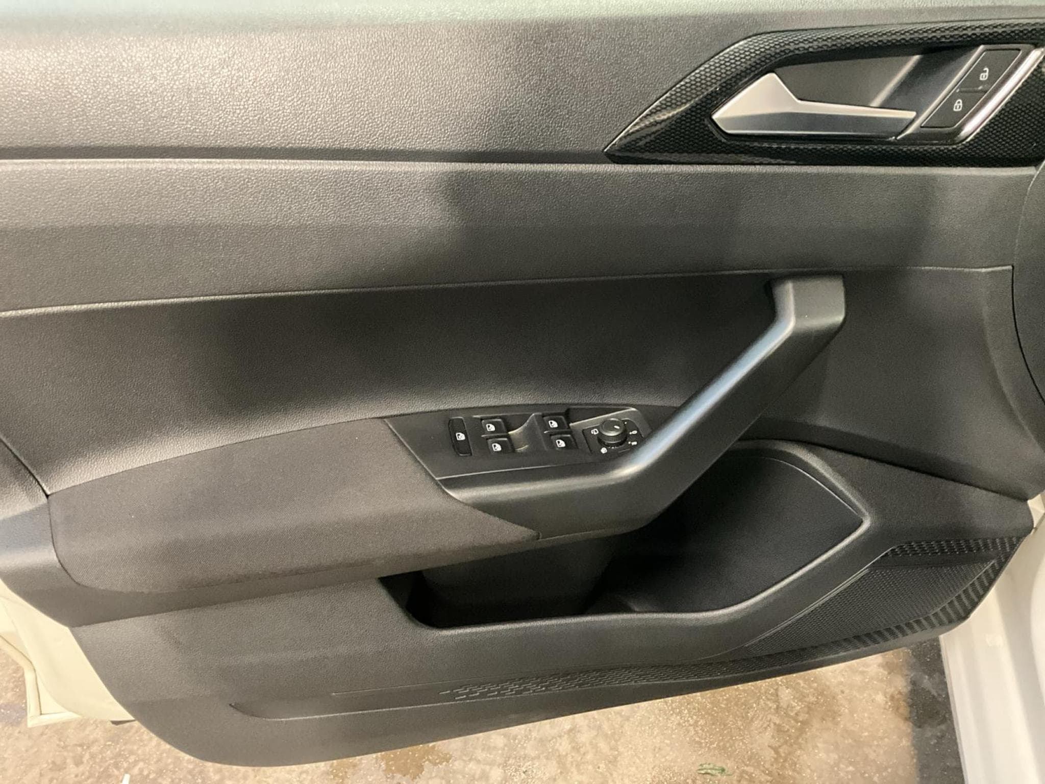 VW Polo Life+DSG+LED+Digi (2024) - Photo 14