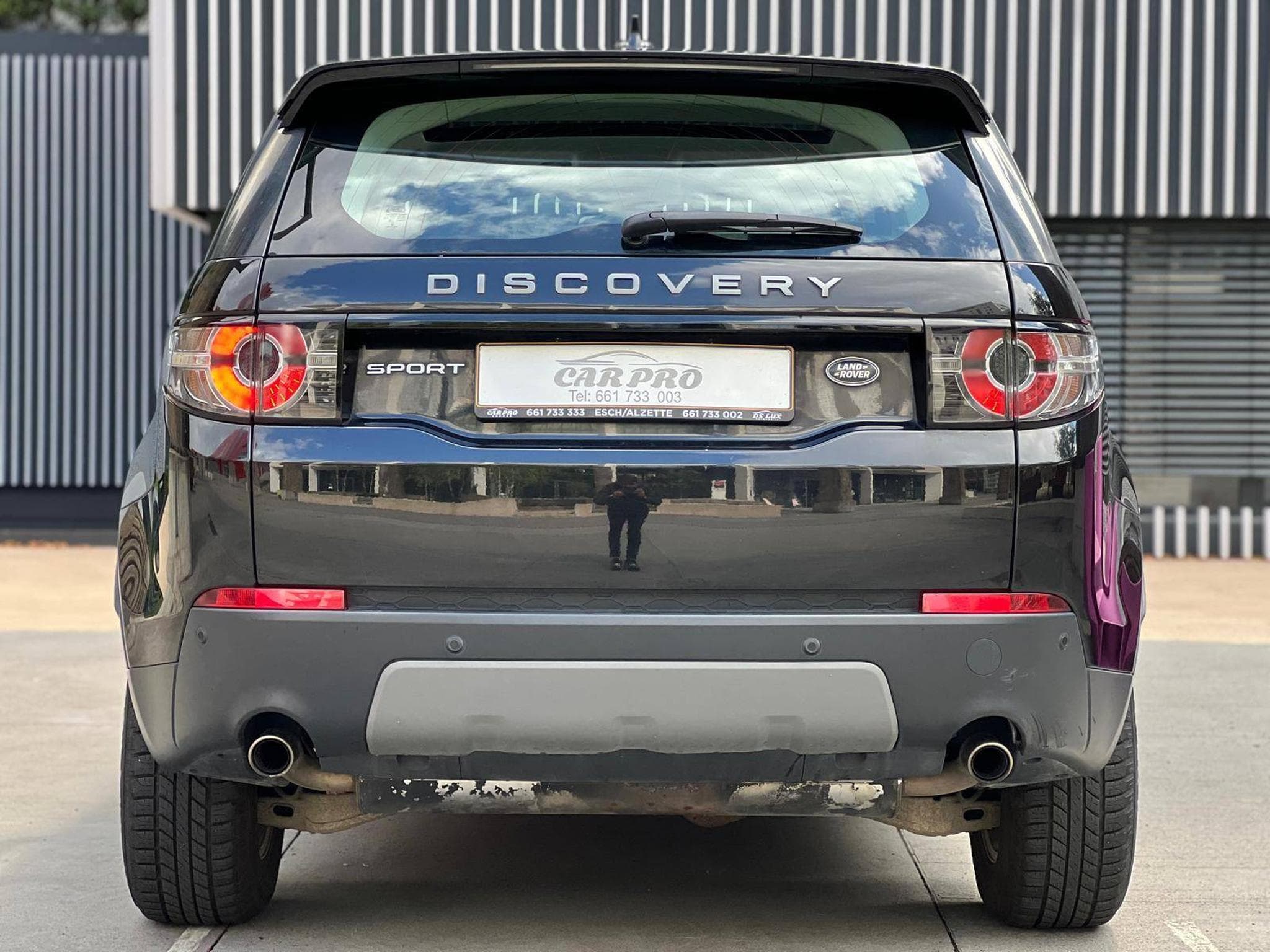 Land-Rover Discovery AUTOMATIQUE / DIESEL / PANORAMIQUE / (2016) - Photo 6
