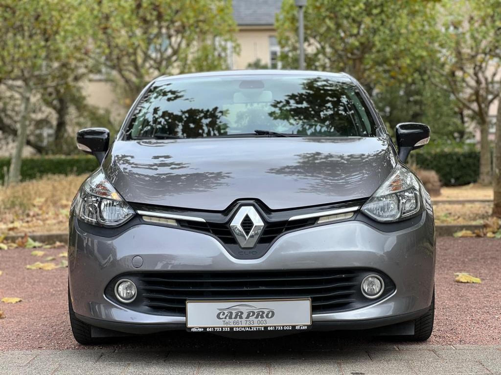 Renault Clio MANUELLE / DIESEL (2012) - Photo 5