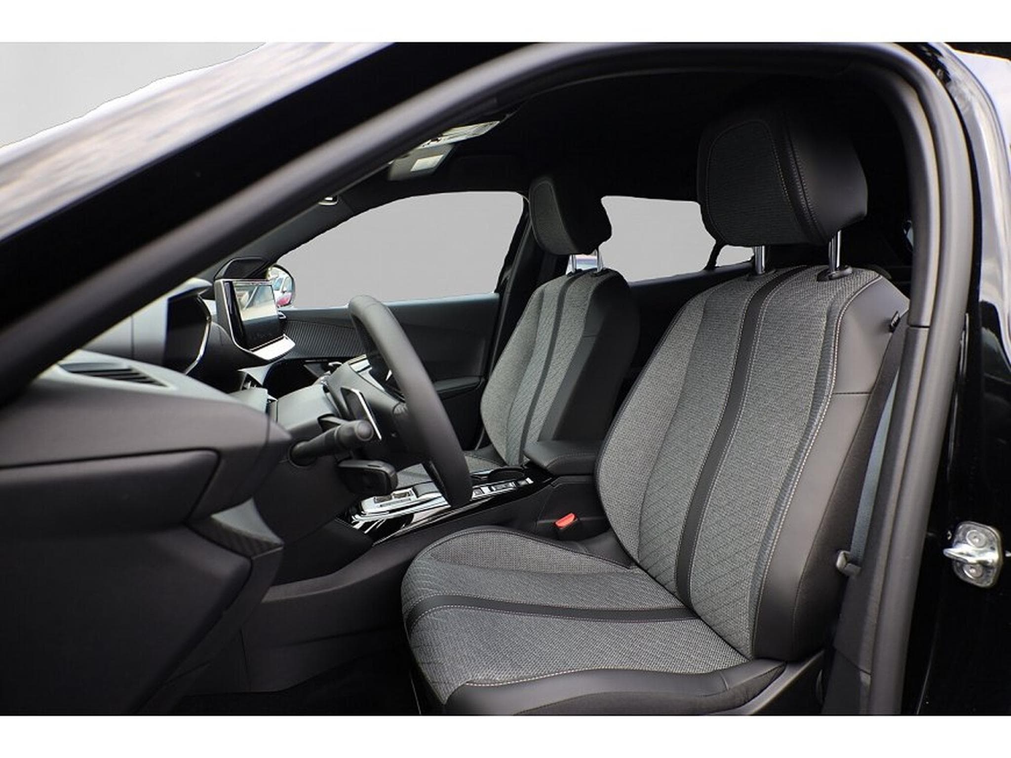 Peugeot 2008 (2025) - Foto 6