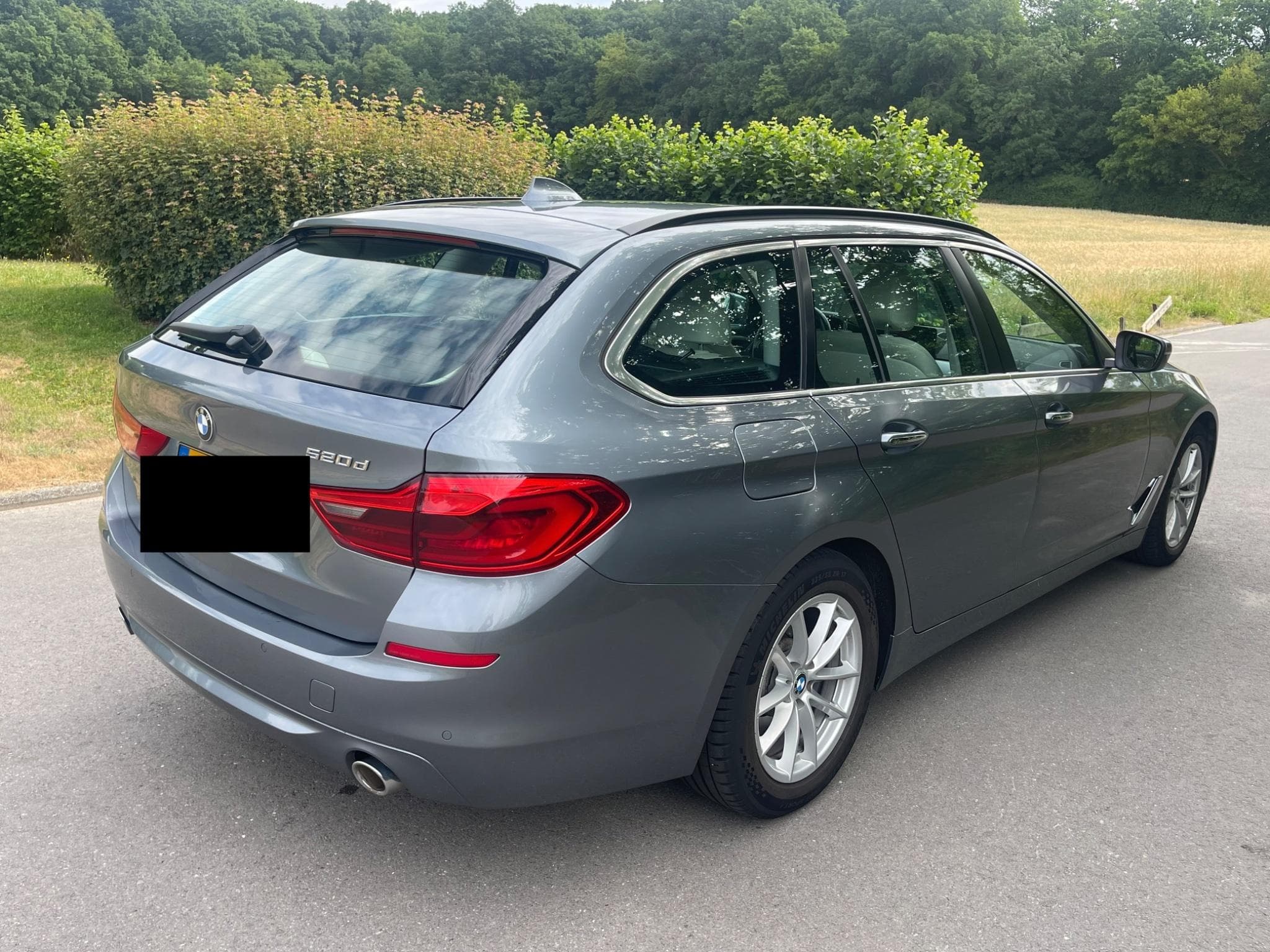 BMW 520 Business Line (2017) - Photo 3