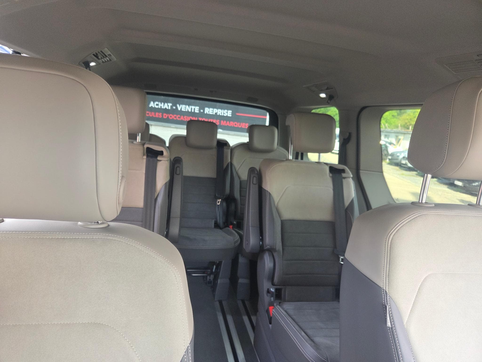 VW T7 MULTIVAN BULLI 2.0TDI DSG 150CV HIGLINE 7 PLACES (2025) - Photo 11