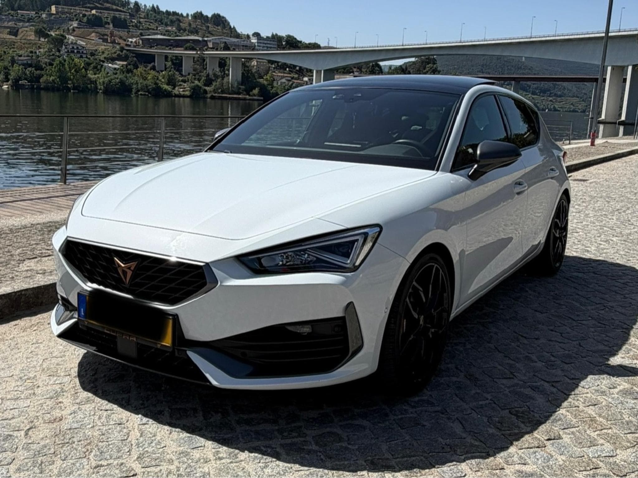 Cupra Leon VZ Brembo Edition (2022) - Foto 1