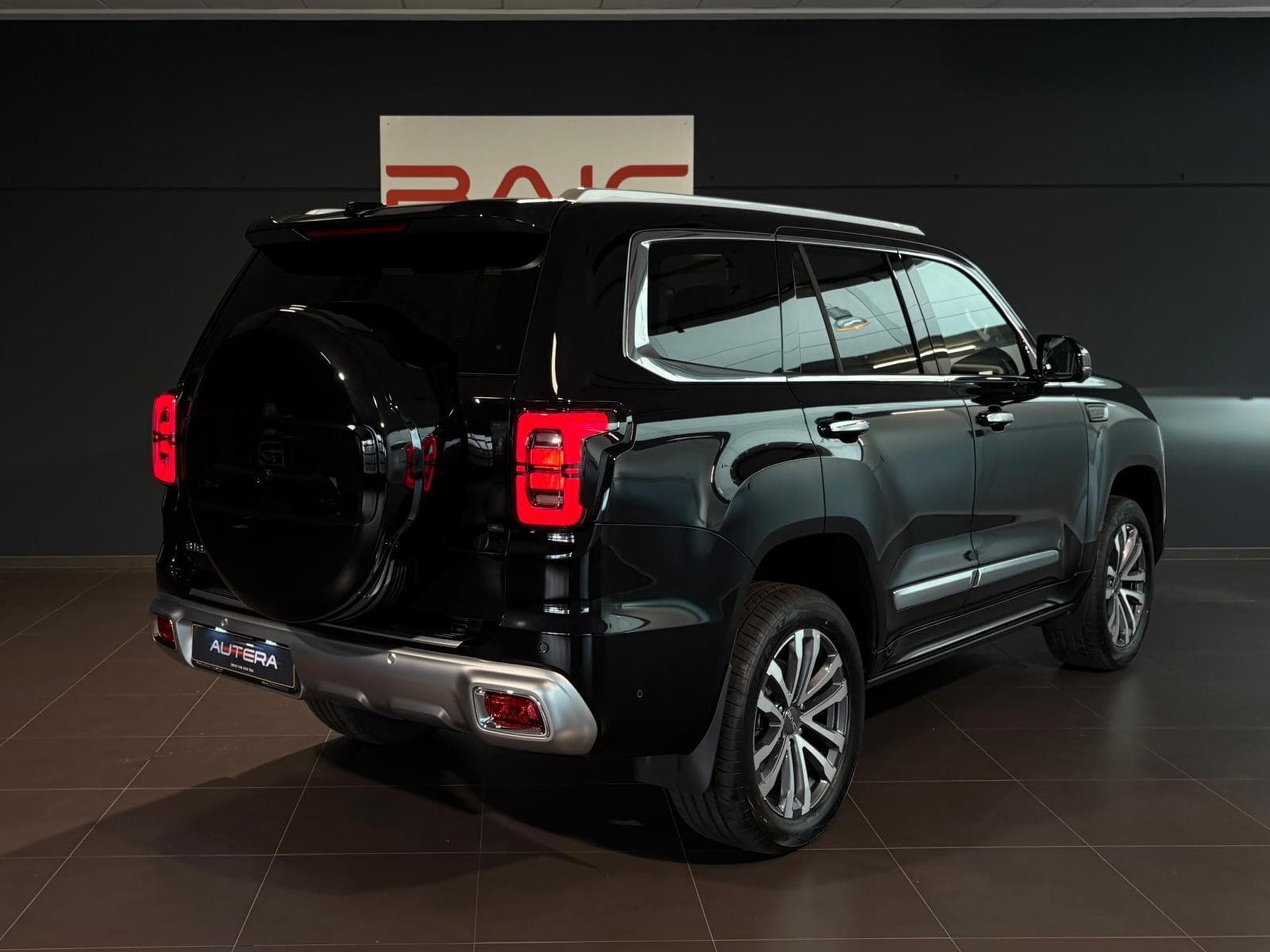 Baic BJ60 4X4 FULL OPTIONS (2026) - Foto 4