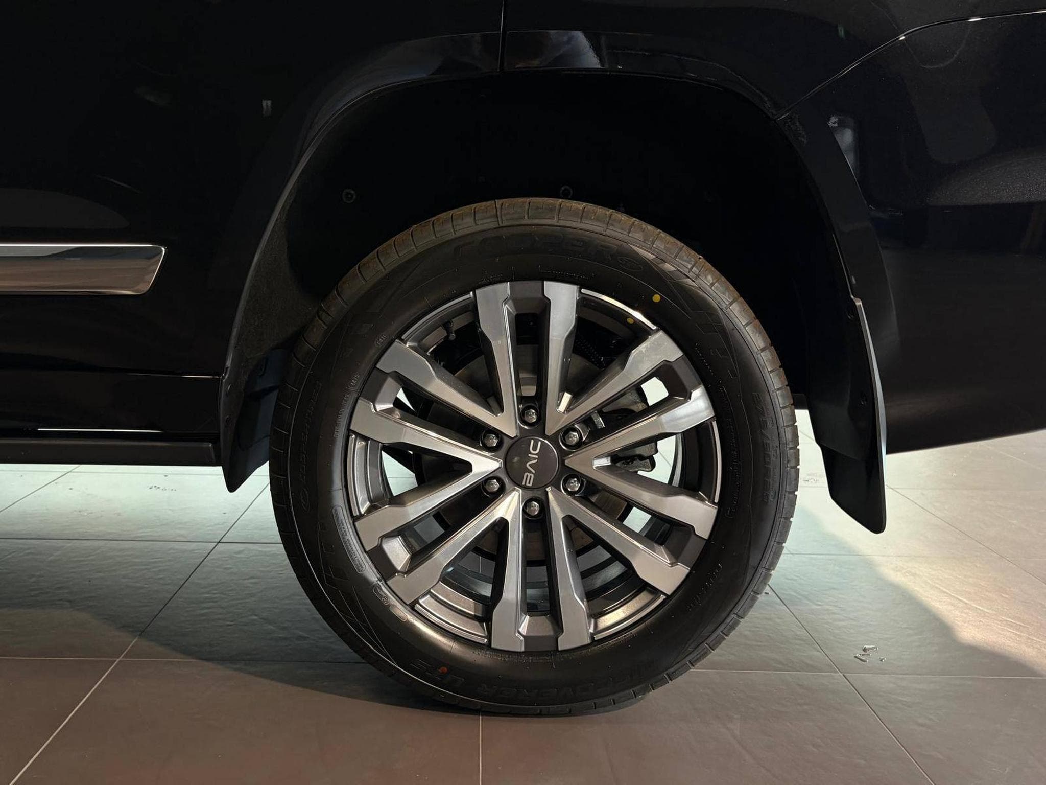 Baic BJ60 4X4 FULL OPTIONS (2026) - Foto 33