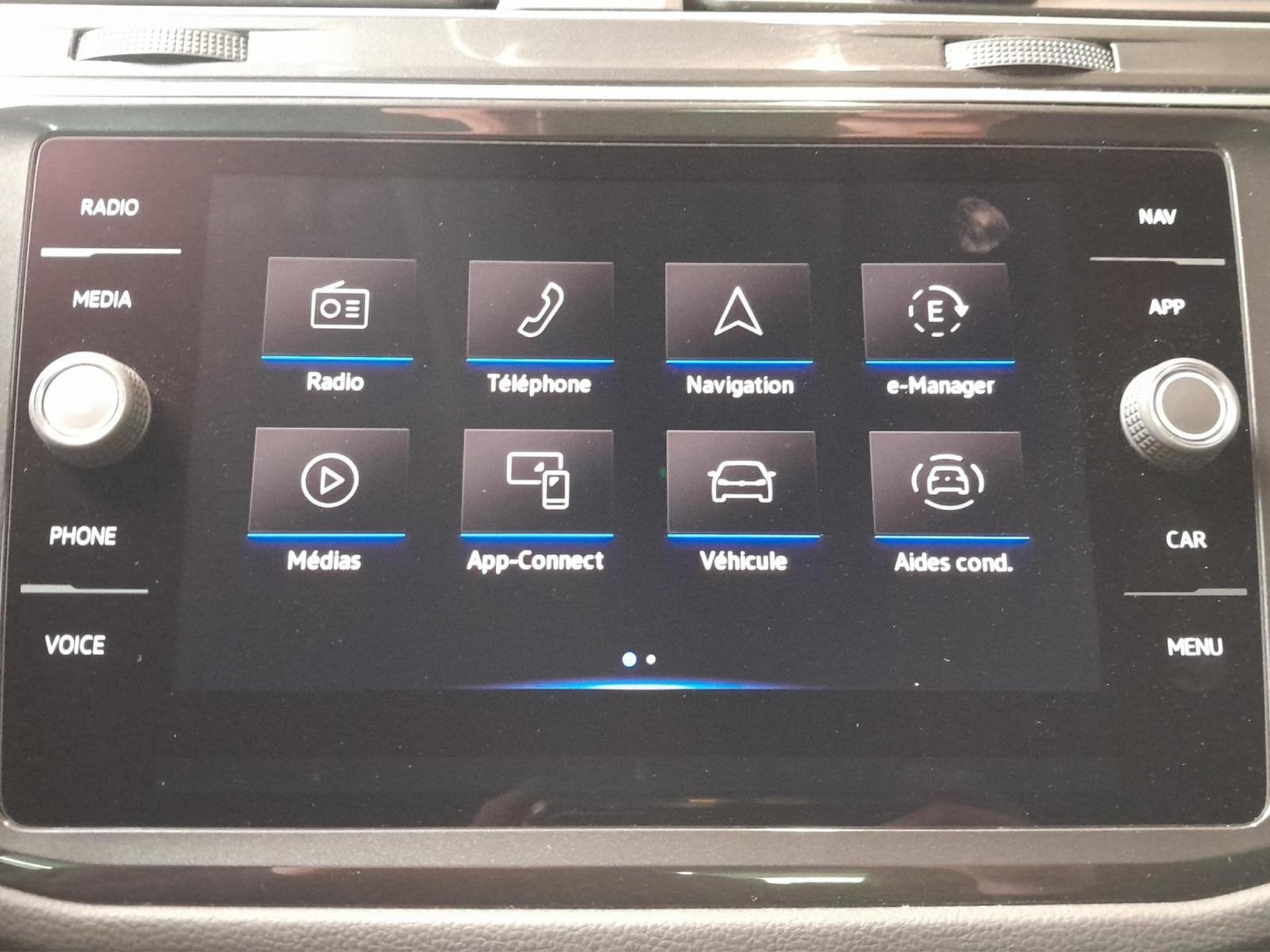 VW Tiguan Elegance+PHEV+DSG+LED+AHK (2023) - Photo 15