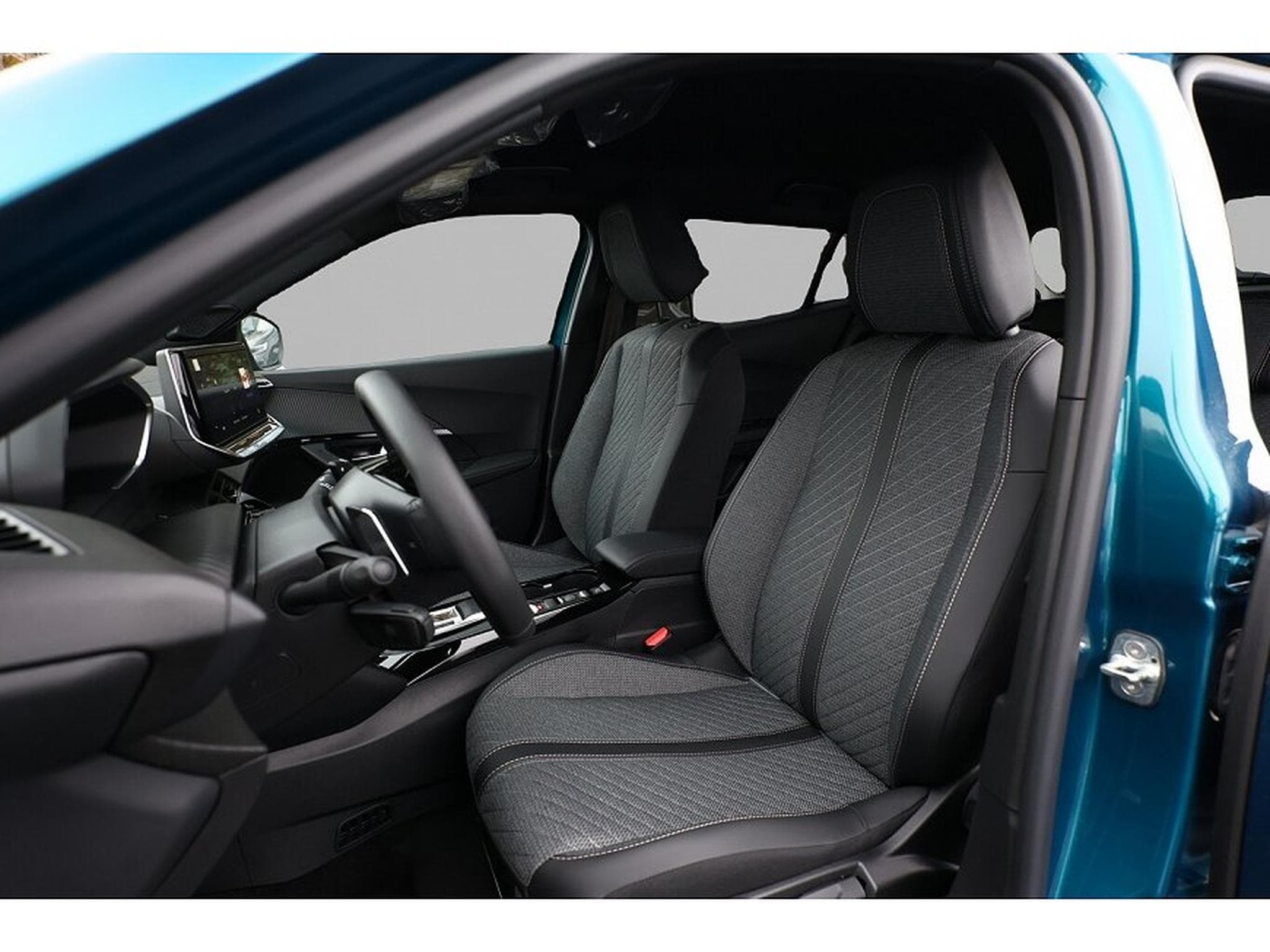 Peugeot 2008 (2025) - Photo 6