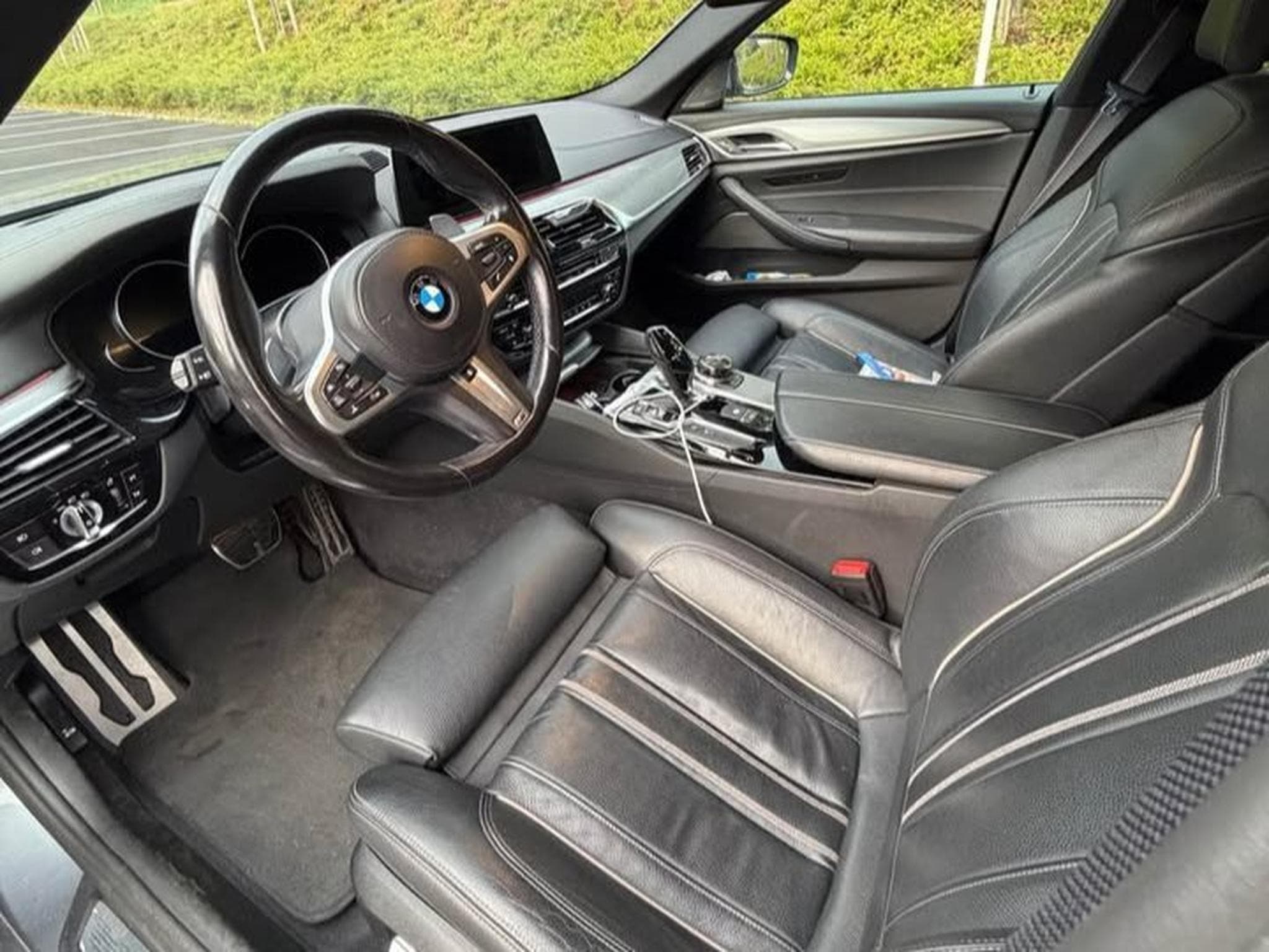 BMW 530 M sport xDrive 530xd (2018) - Photo 8