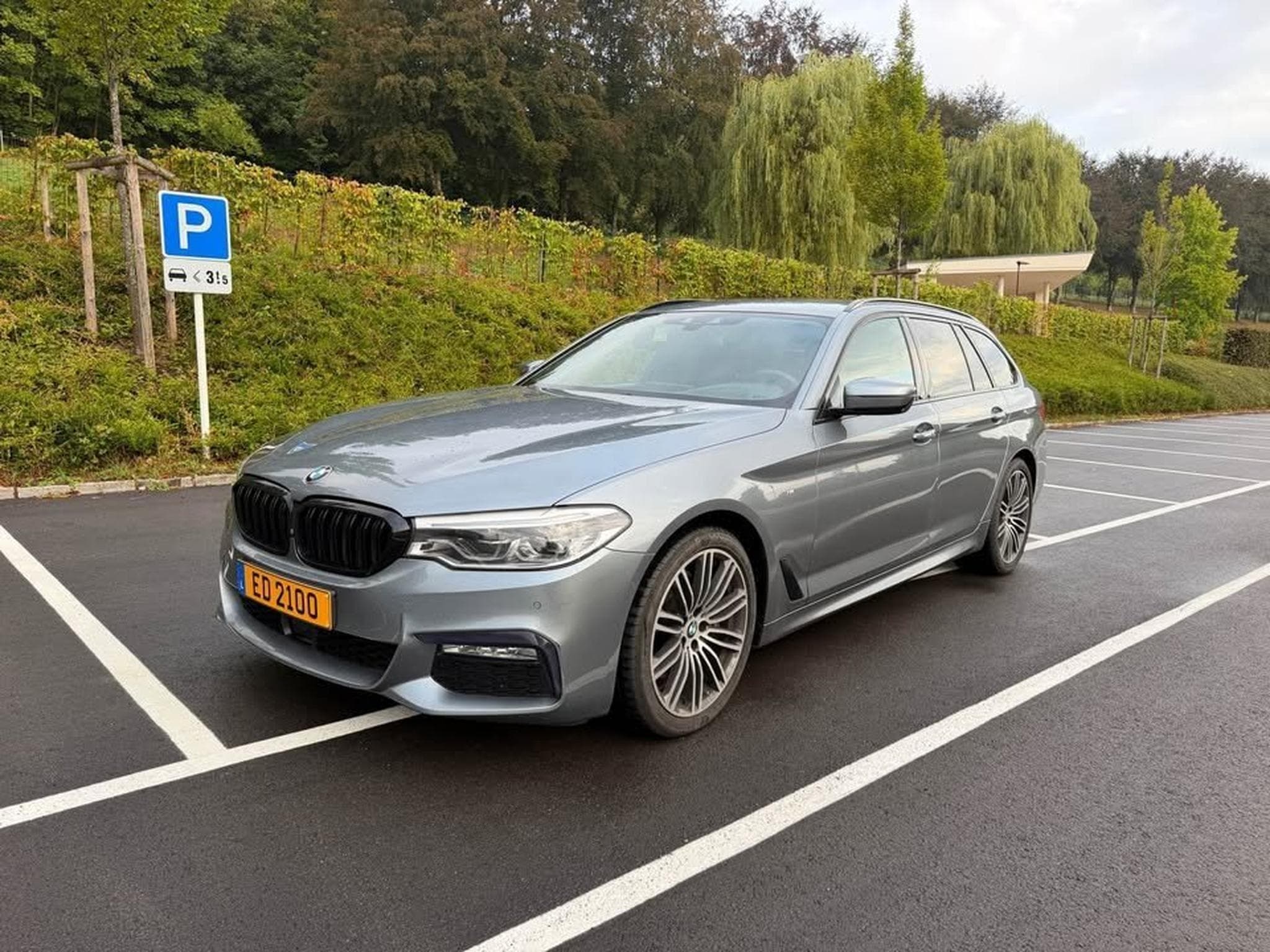 BMW 530 M sport xDrive 530xd (2018) - Photo 1