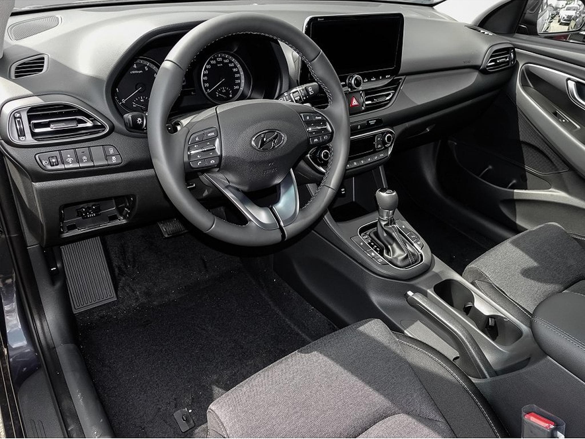 Hyundai i30 (2023) - Photo 4