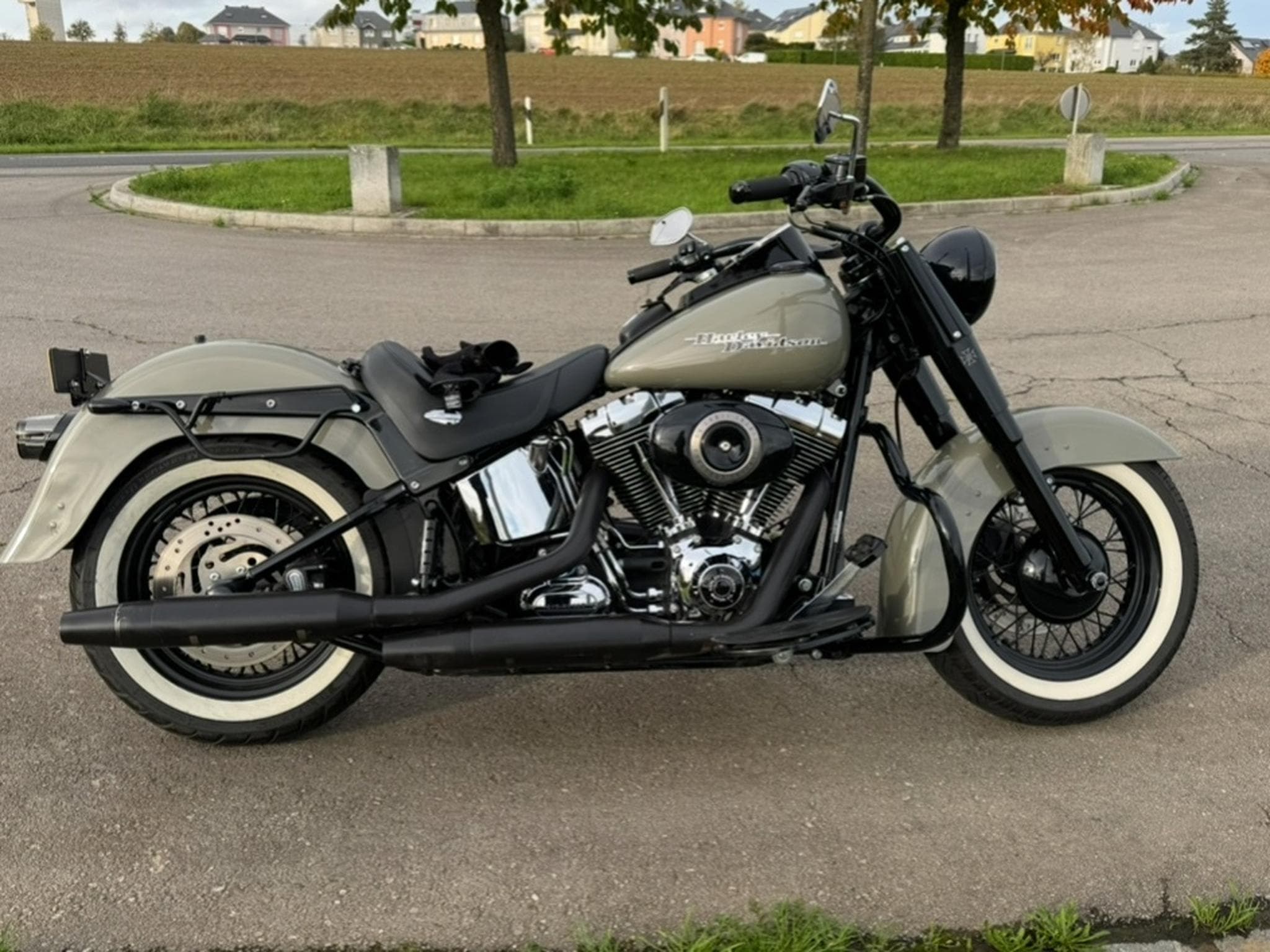 Harley-Davidson Heritage Softail Classic Personnalisée (2008) - Photo 1