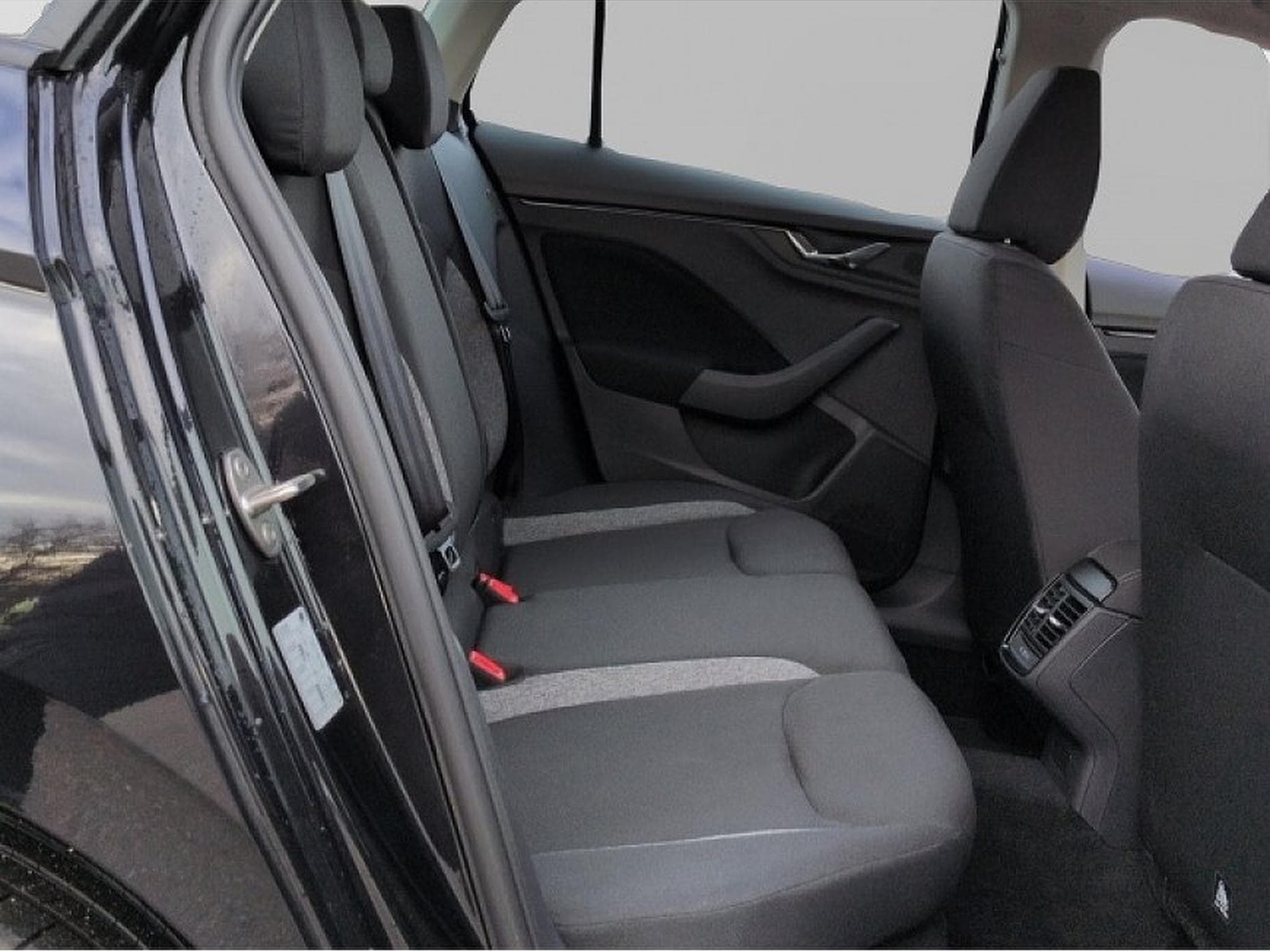 Skoda Kamiq (2025) - Foto 7