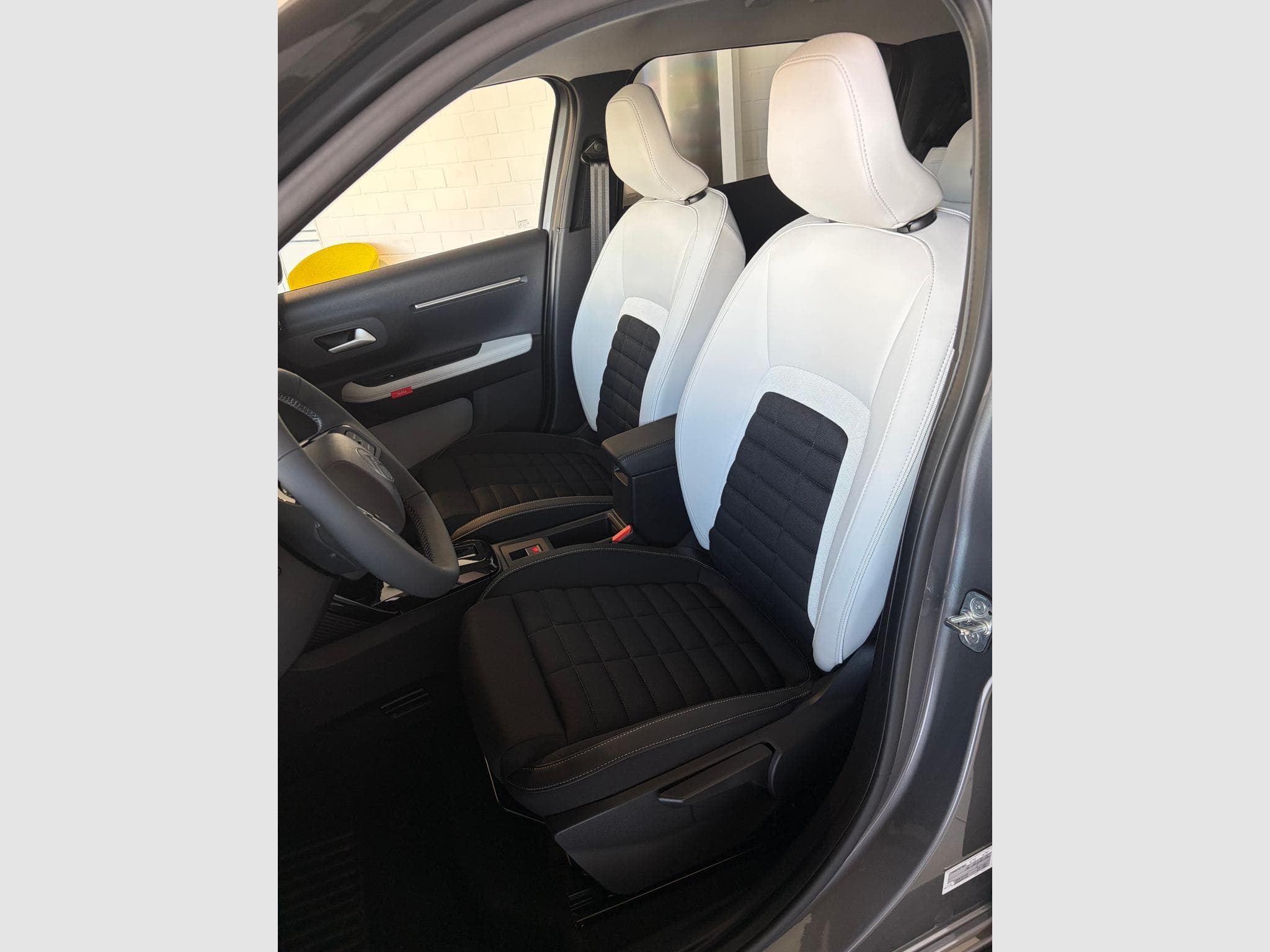 Citroën C3 Aircross 1.2 HYBRIDE 145 E DC 6 MAX (2026) - Photo 3