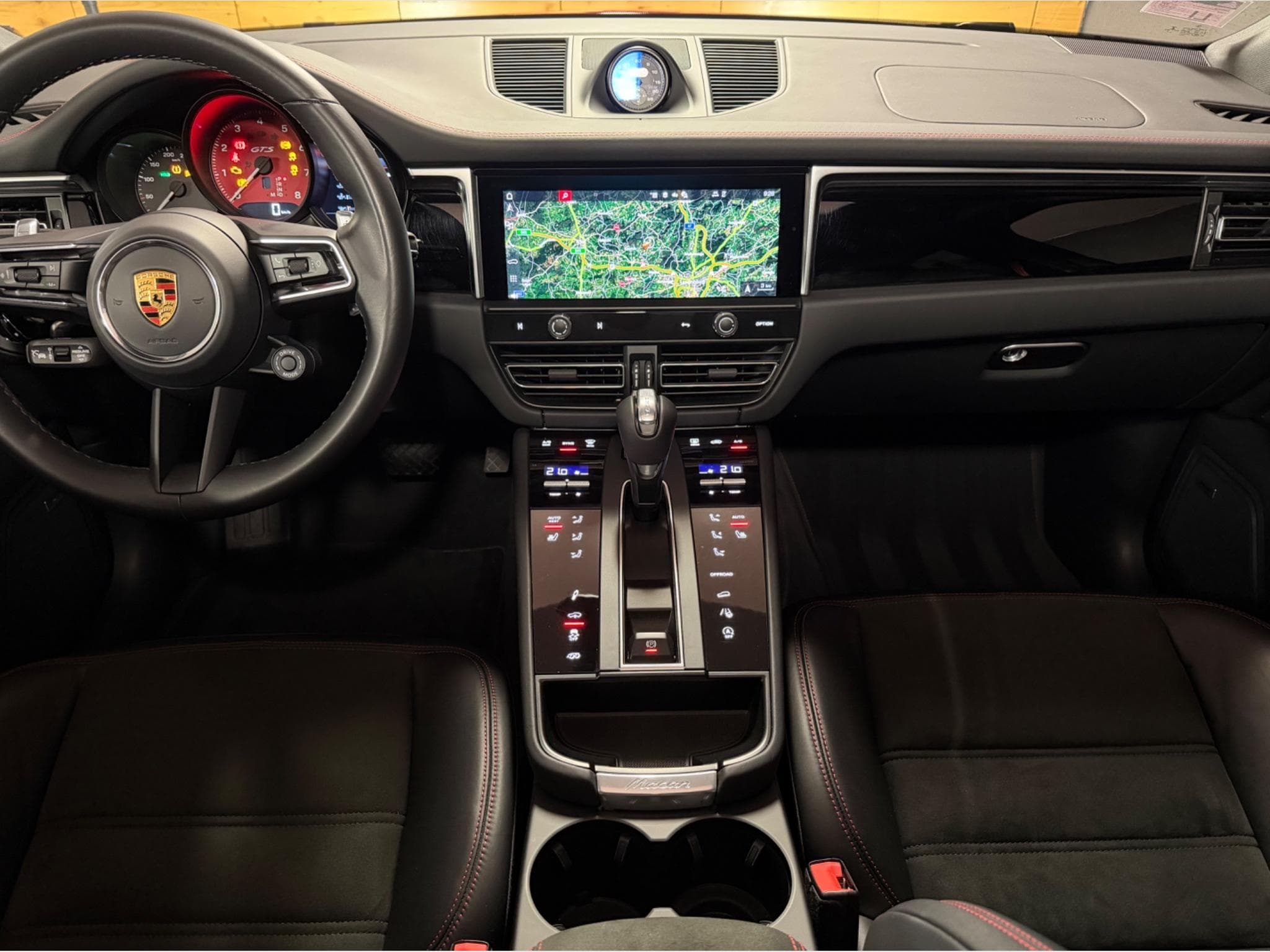 Porsche Macan GTS (2022) - Photo 5