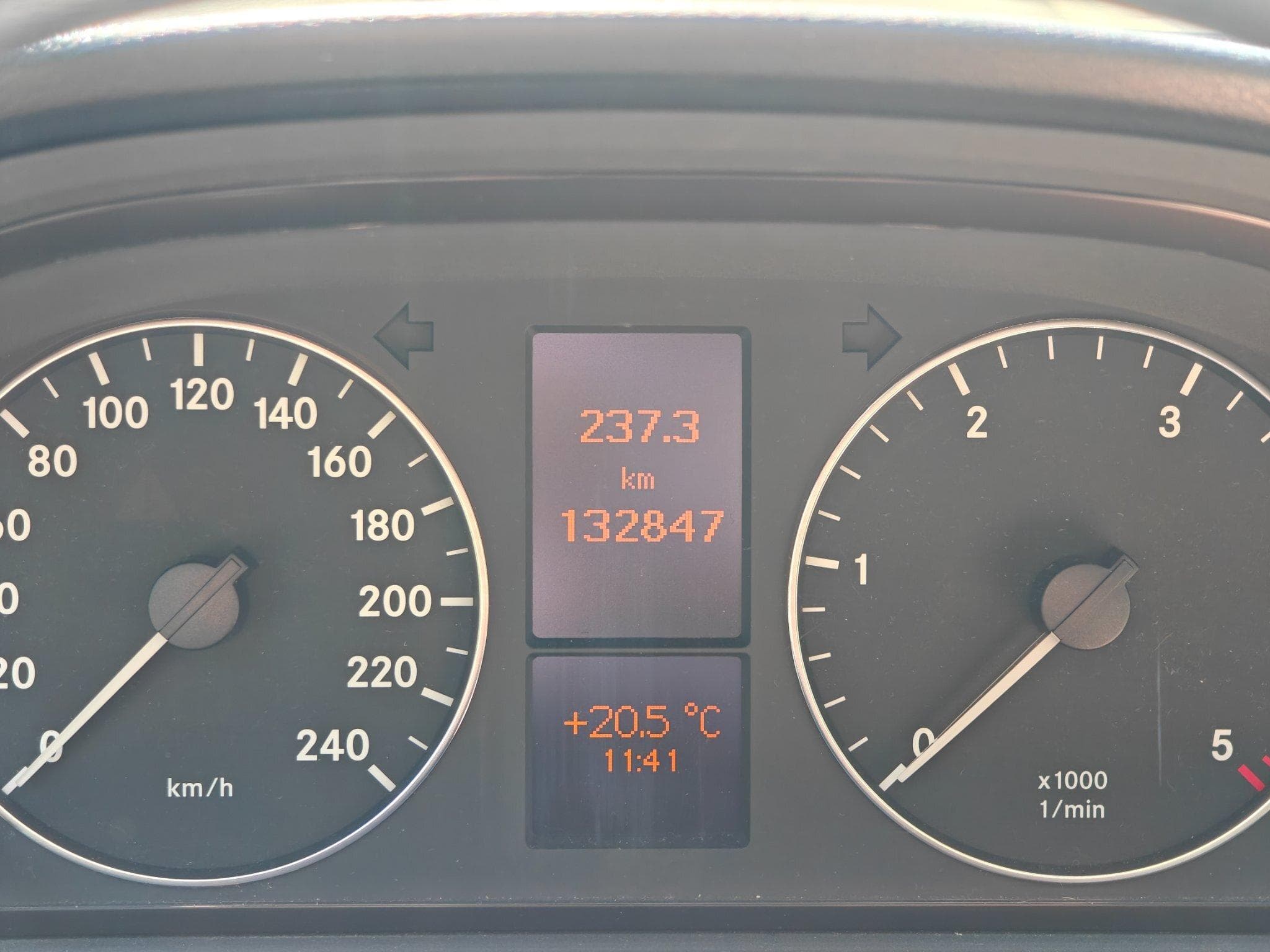 Mercedes A 160 BLUE EFFICIENY (2009) - Photo 10