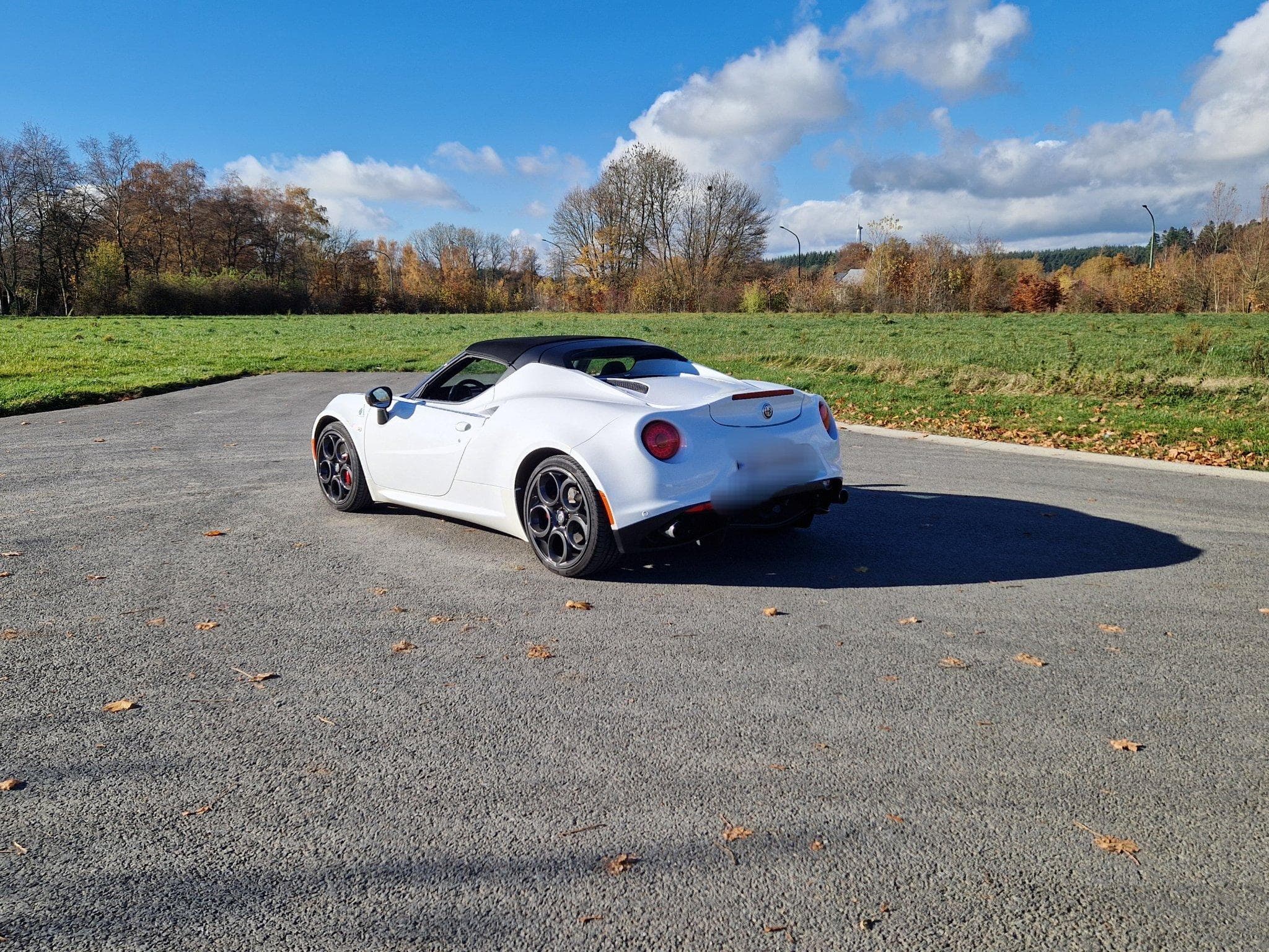 Alfa-Romeo 4C Spider (2018) - Photo 1
