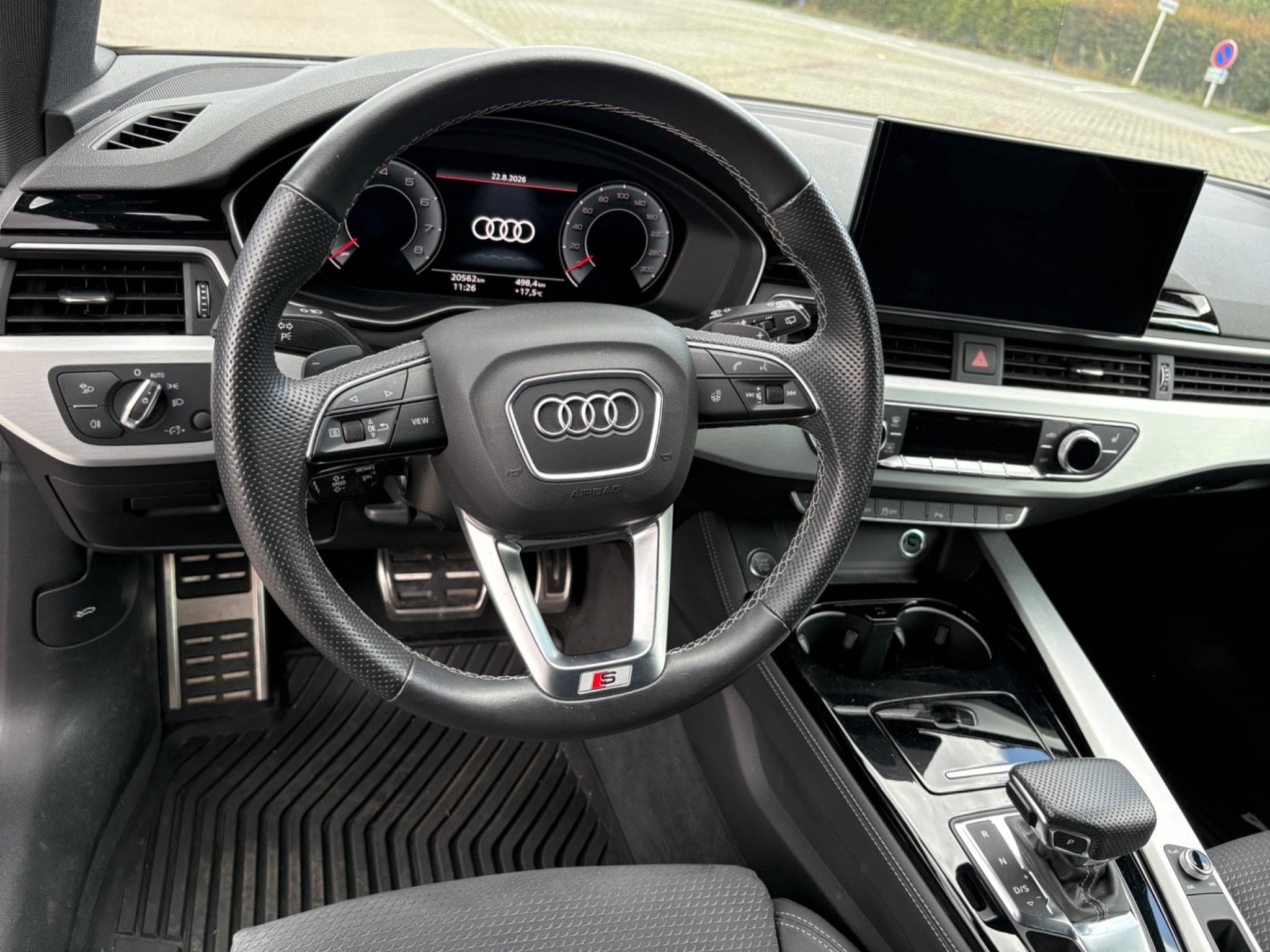 Audi A4 40 TFSI S-Line (2022) - Photo 7