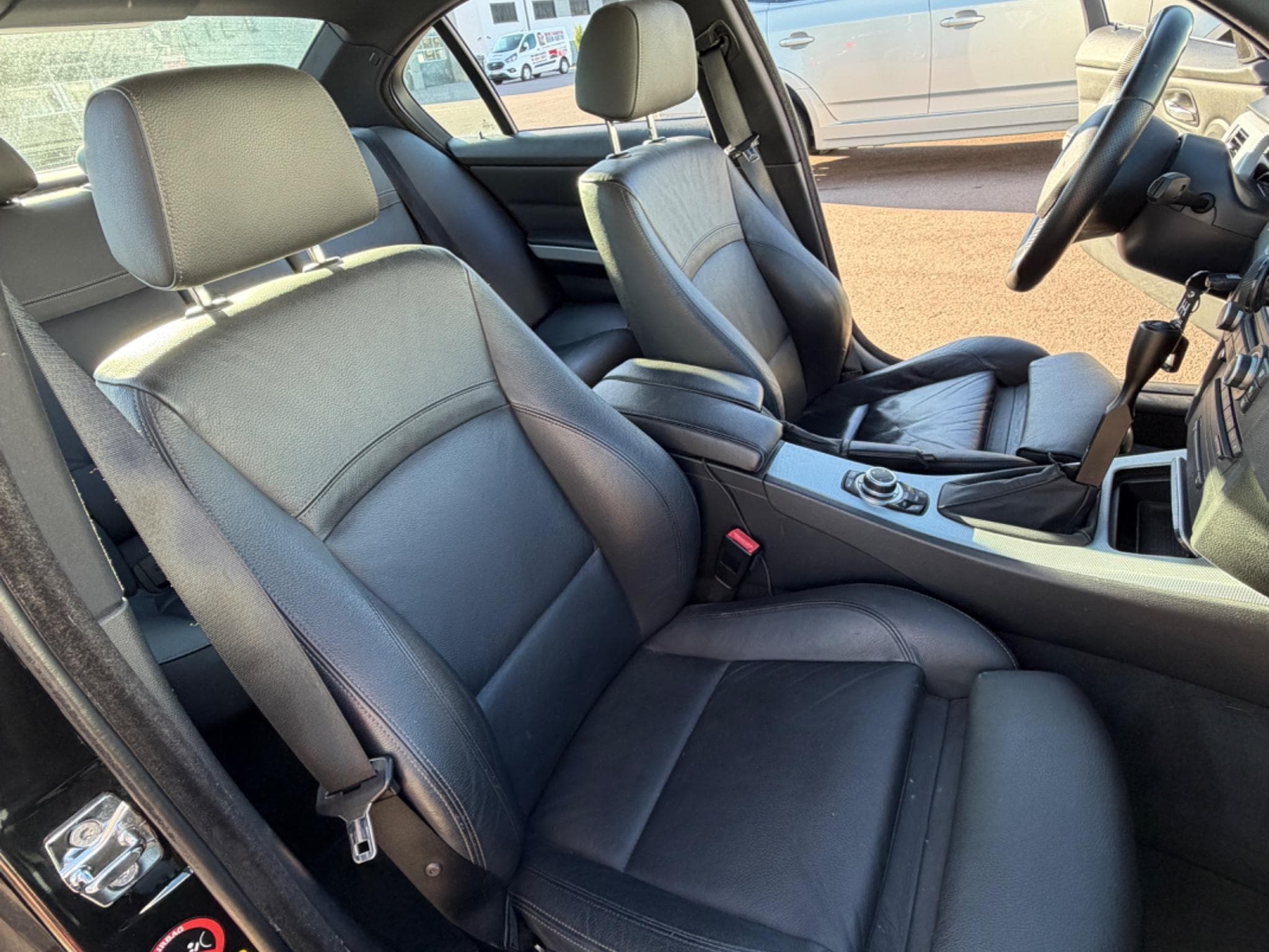 BMW 335 M Paket (2009) - Photo 3