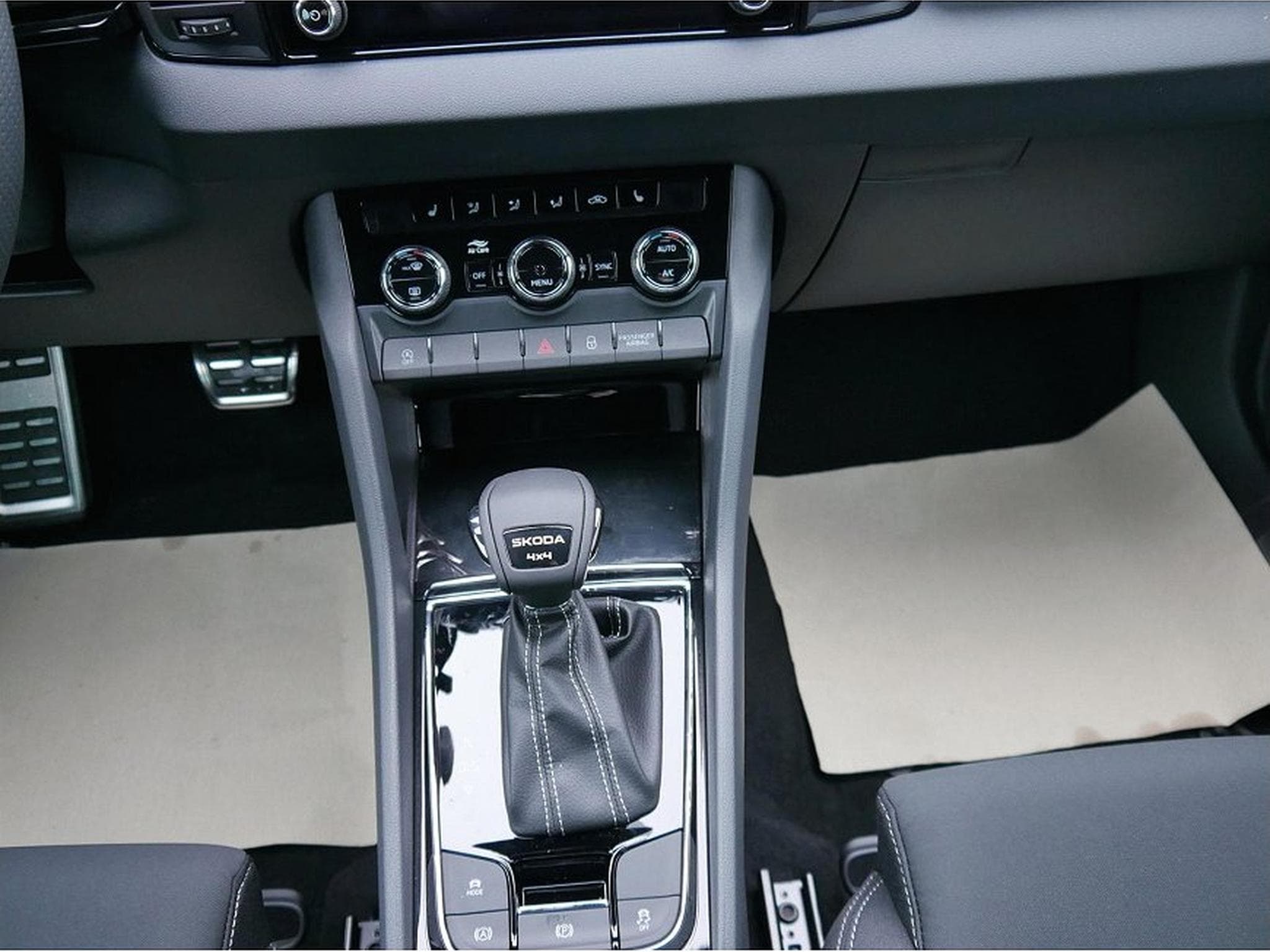 Skoda Karoq (2026) - Photo 12