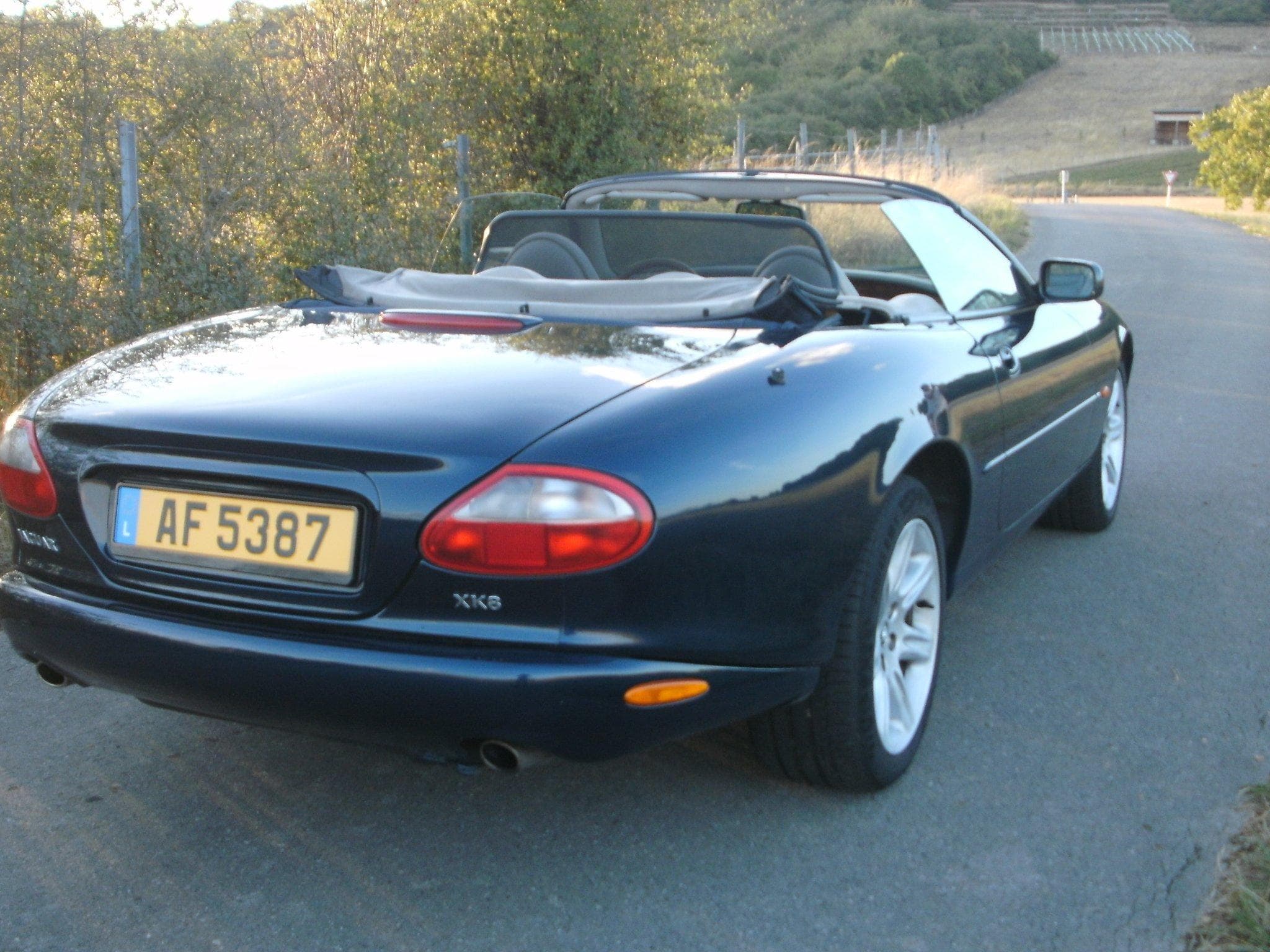 Jaguar XK8 Cabriolet (1999) - Photo 1
