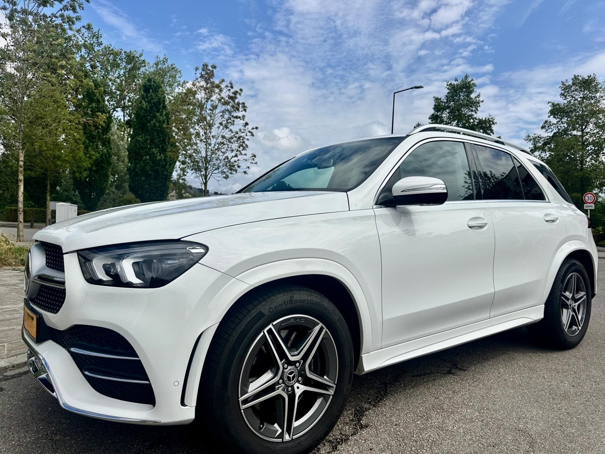 Mercedes GLE 350 AMG  4MATIC (2020) - Foto 2
