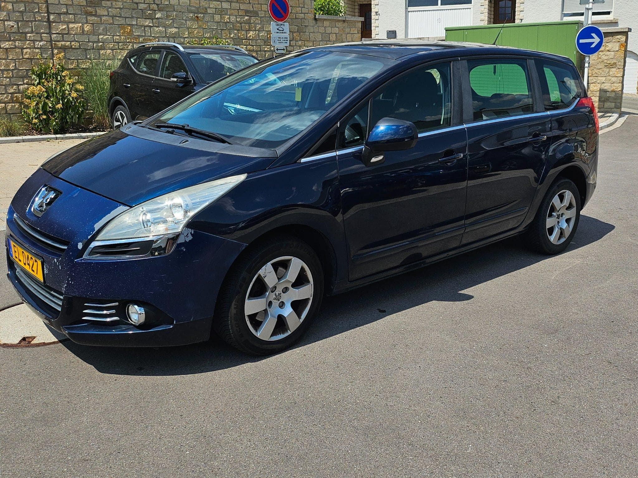 Peugeot 5008 (2010) - Foto 2