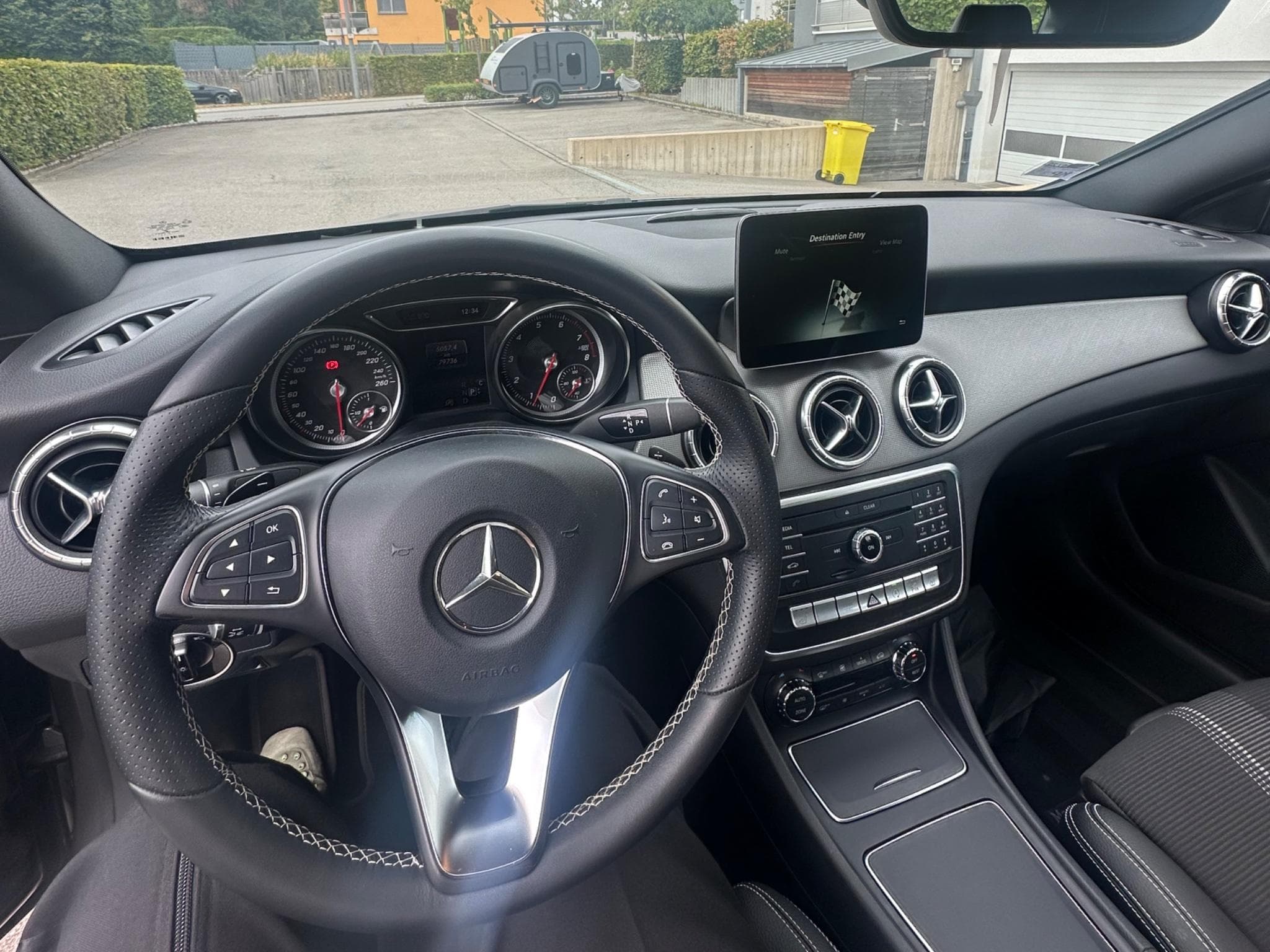 Mercedes CLA 180 (2017) - Photo 6