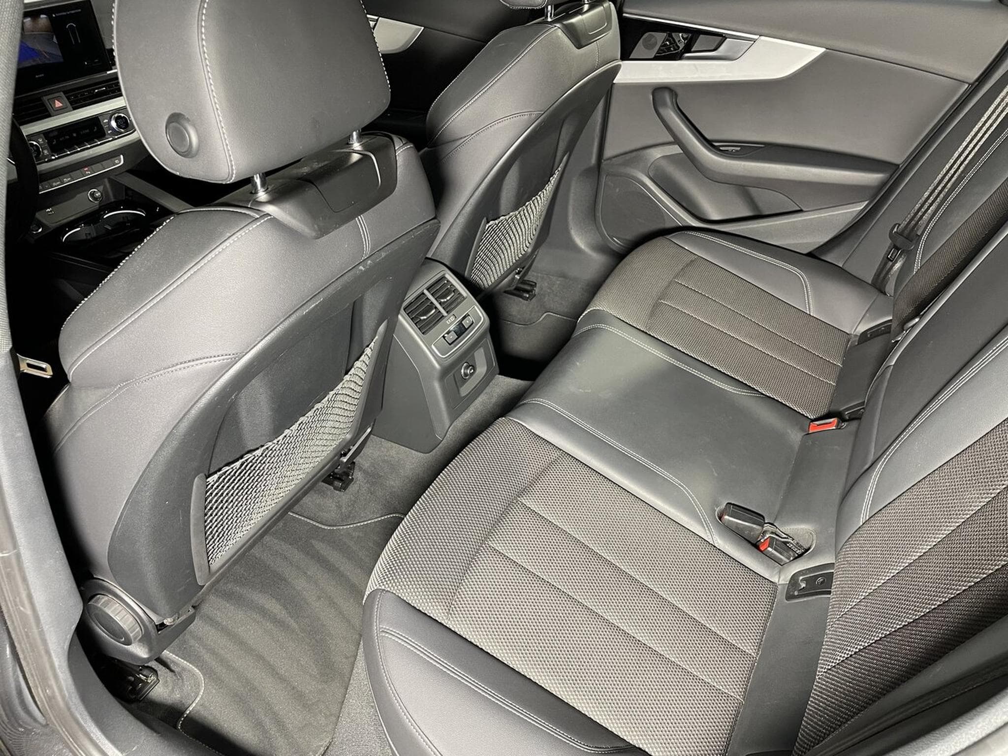 Audi A4 40 TDI 204 CV S-TRONIC 7 S LINE VIRTUAL COCKPIT (2022) - Photo 13