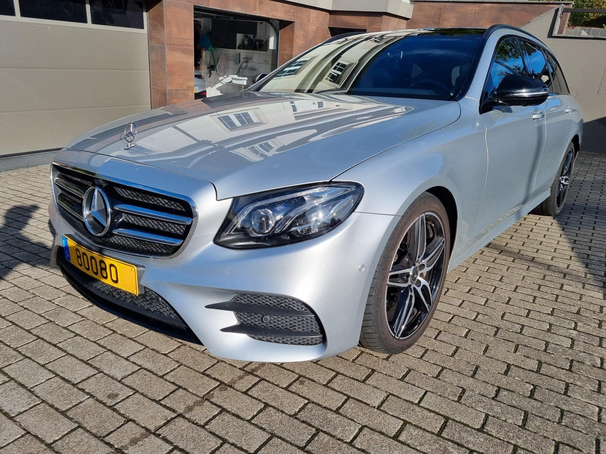 Mercedes E 350 AMG line (2019) - Foto 15