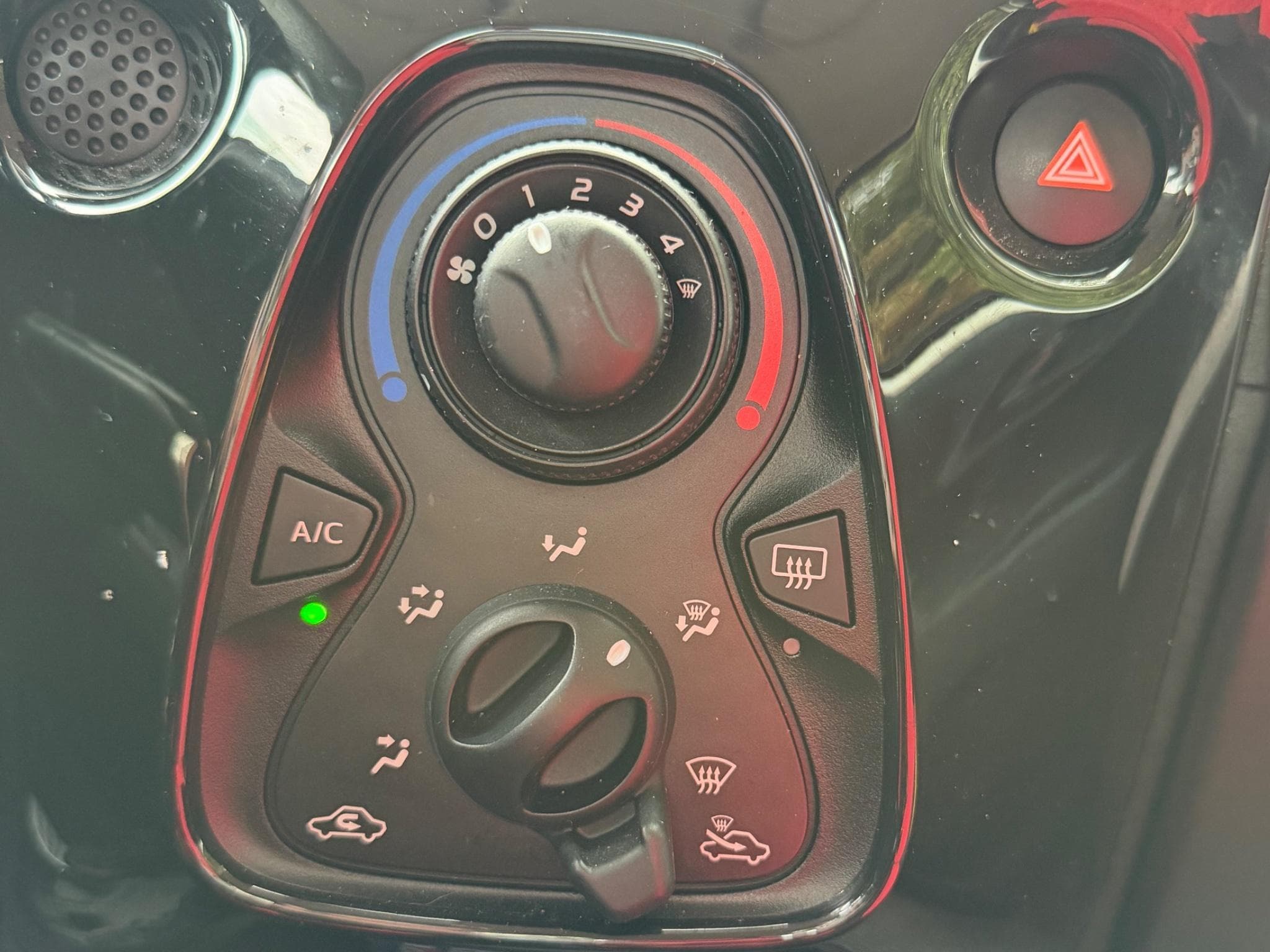 Citroën C1 VTI (2016) - Foto 12