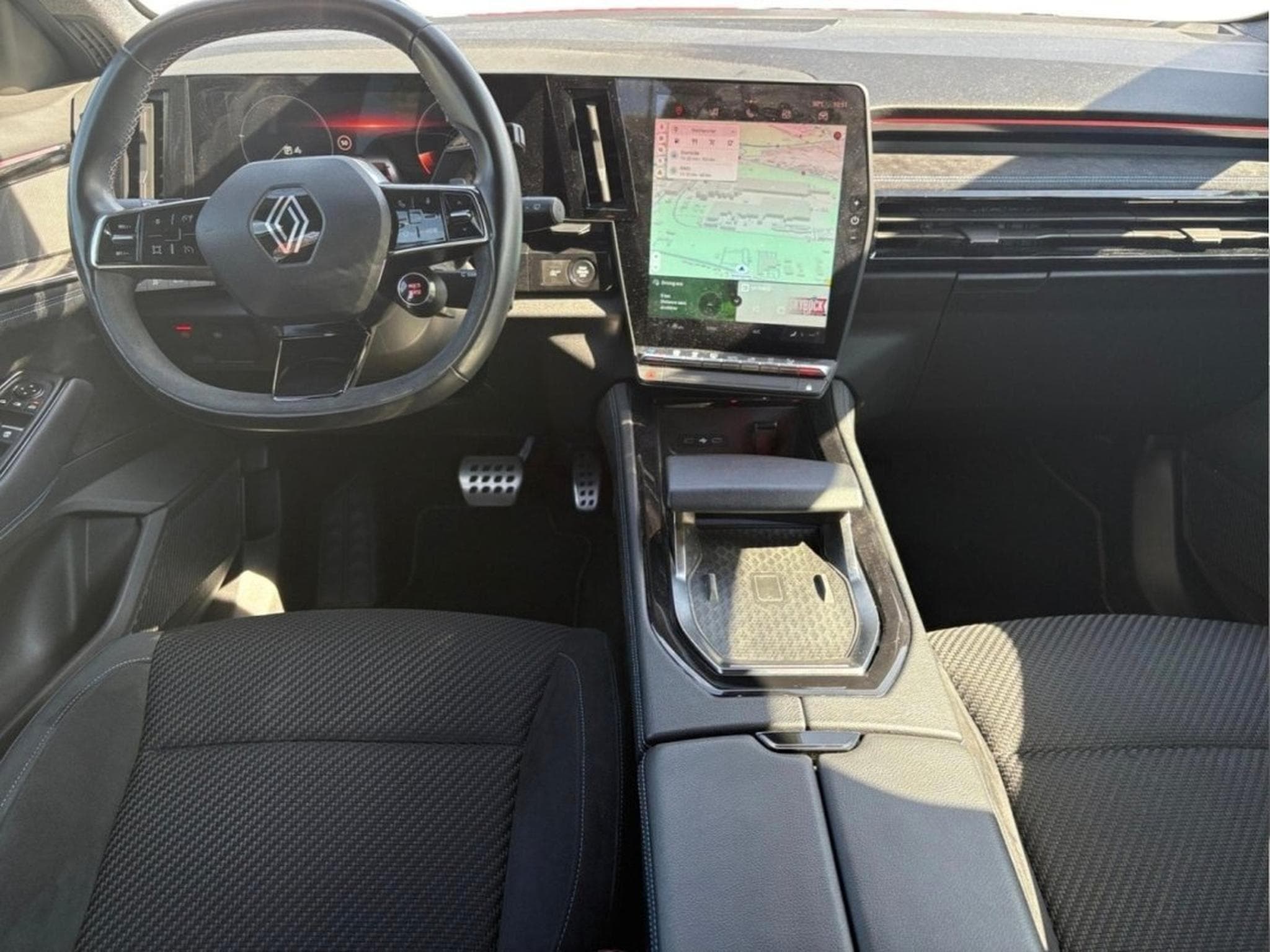 Renault Austral 1.2 E-Tech HEV Techno Esprit Alpine (2024) - Photo 3