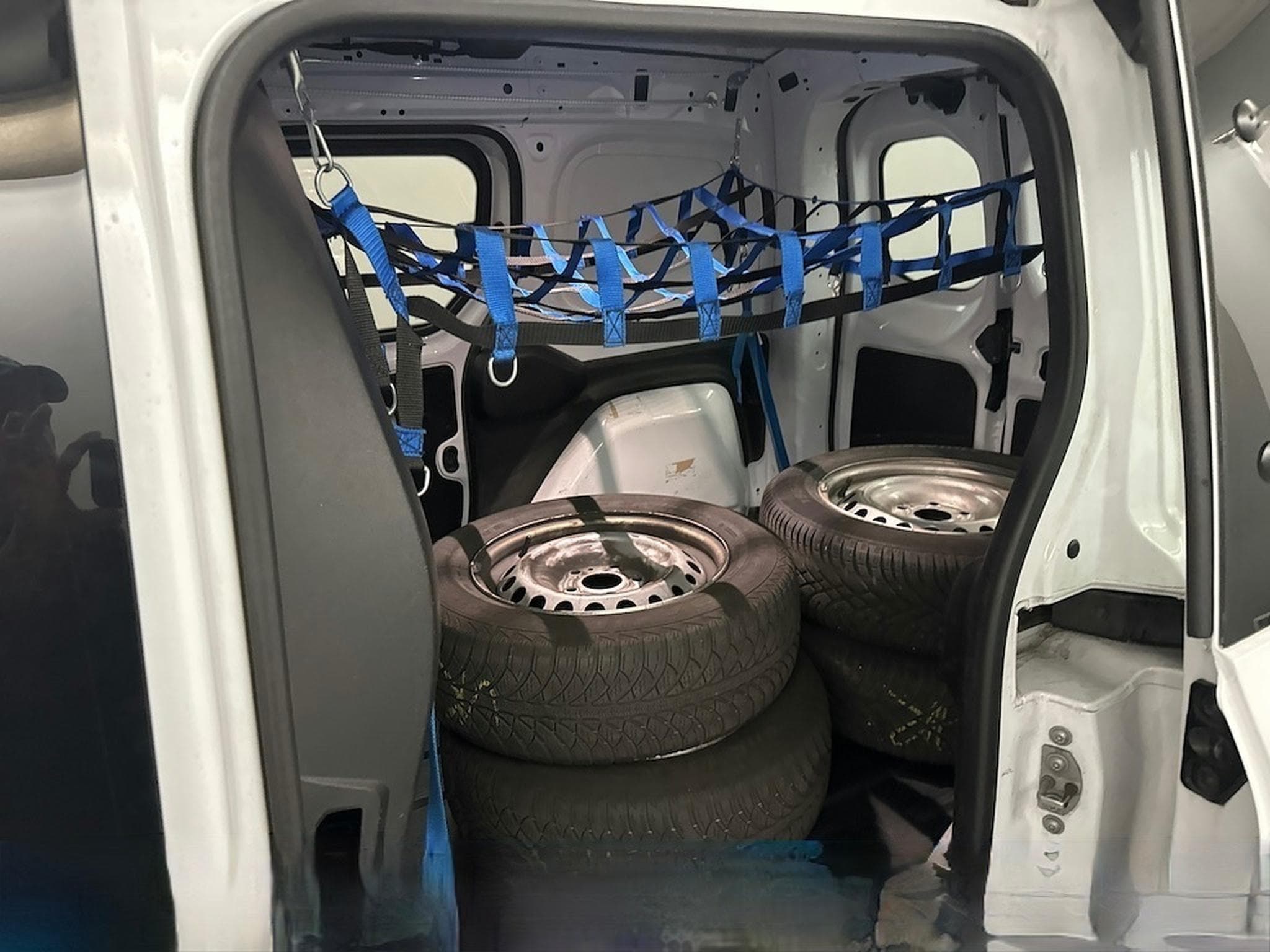 Renault Kangoo RENAULT Kangoo Rapid Blue dCi 95 Extra (2023) - Photo 5