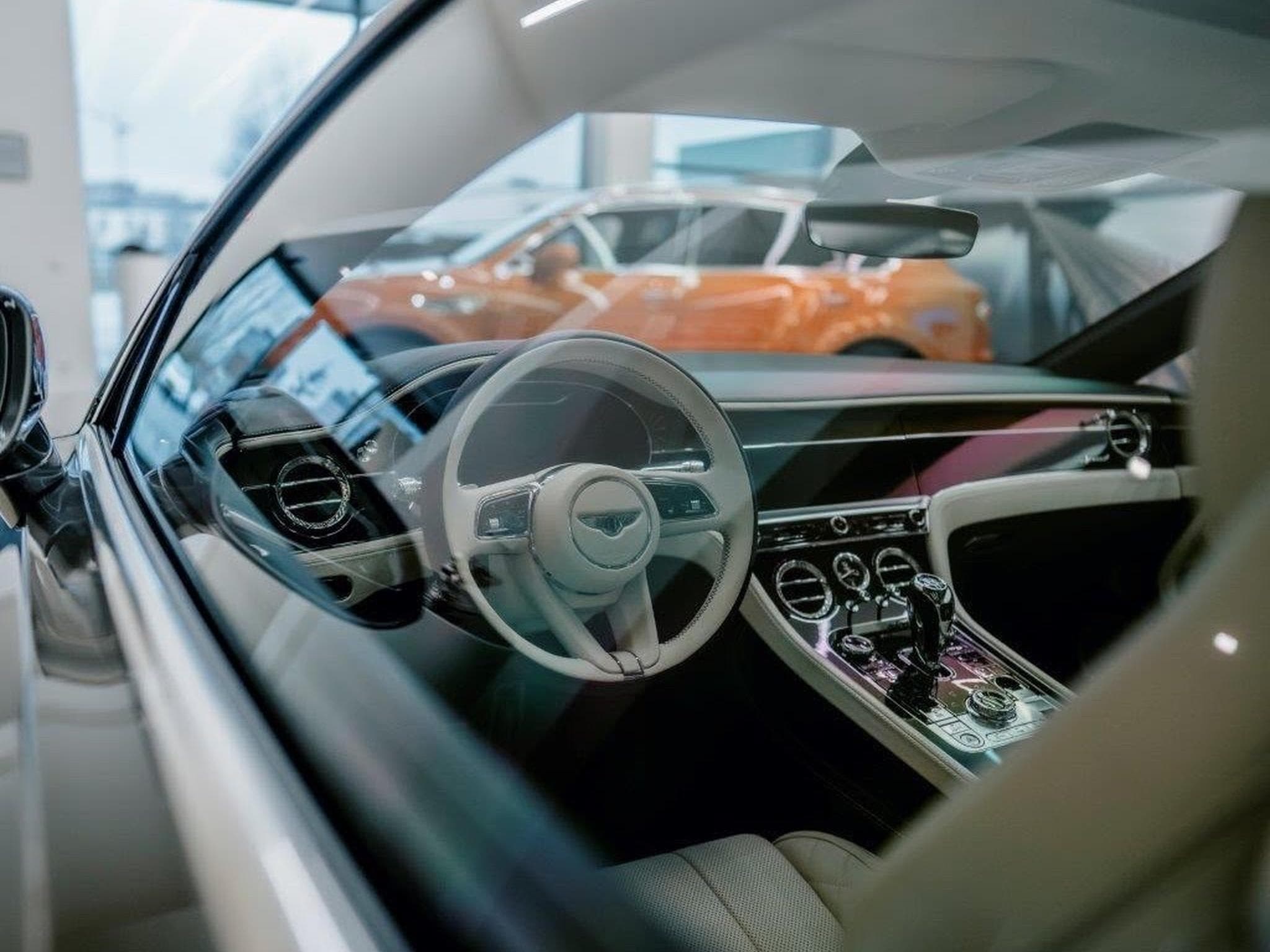 Bentley Continental GT Speed W12 (2022) - Photo 6
